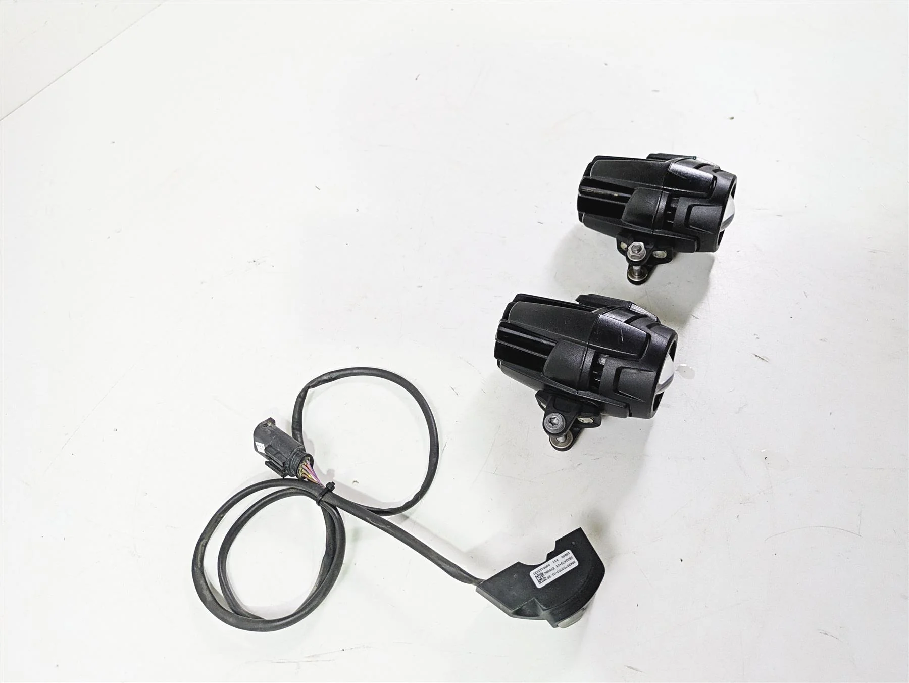 2015 BMW R1200 GS Adv K51 Spot Led Auxiliary Light Set & Wiring 63178532147 - Image 2
