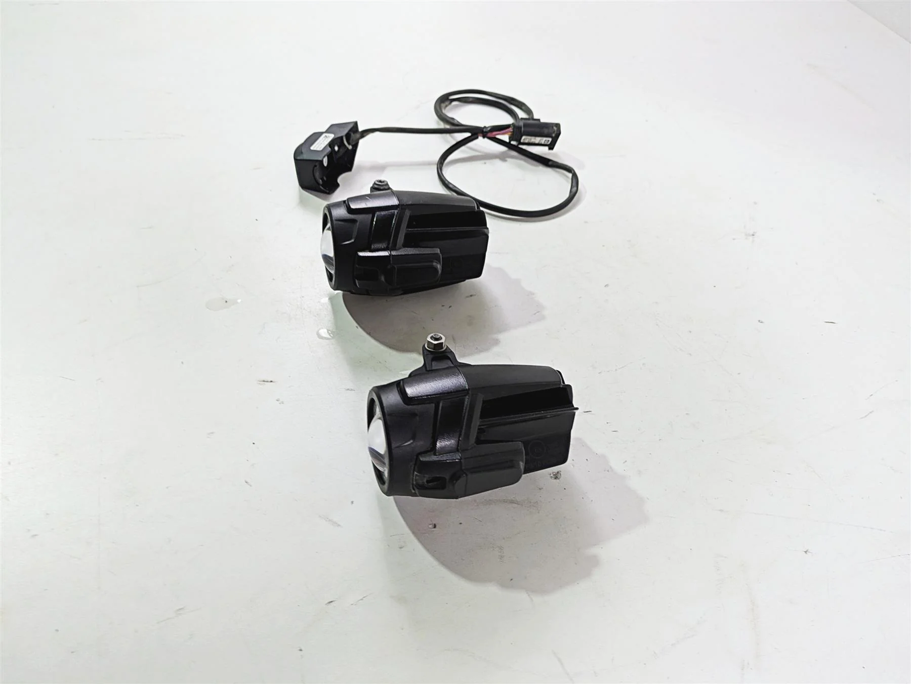 2015 BMW R1200 GS Adv K51 Spot Led Auxiliary Light Set & Wiring 63178532147 - Image 3