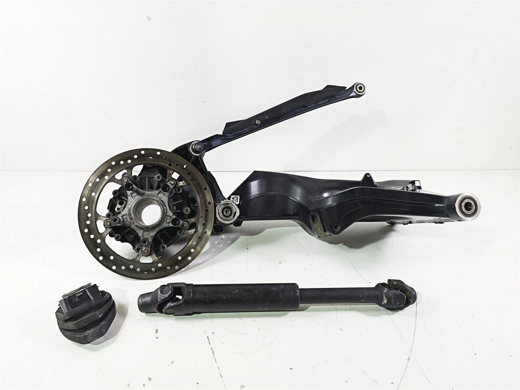 2015 BMW R1200GS Adv K51 Differential Drive Shaft Swingarm 32:11 33748536077