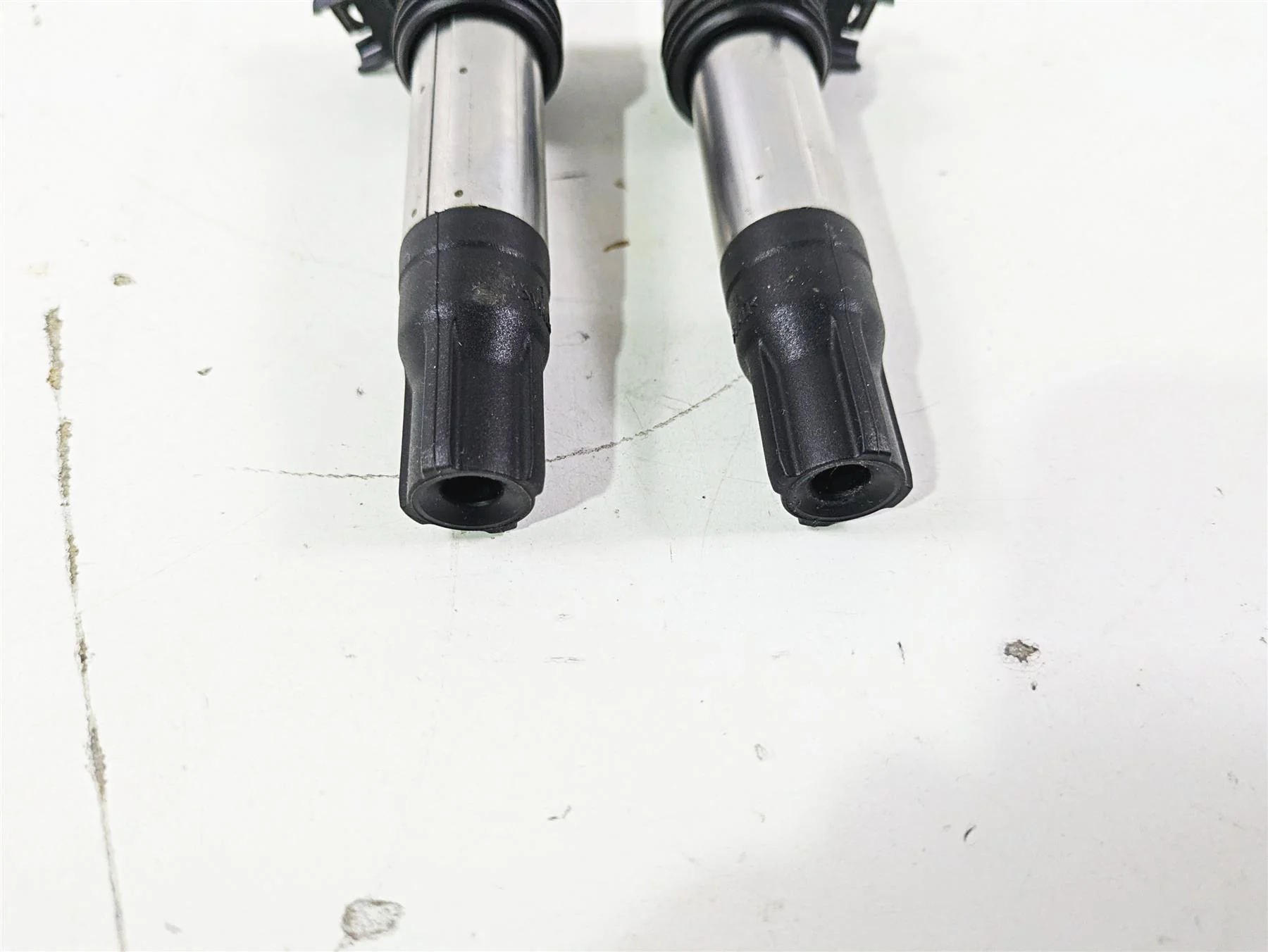 2015 BMW R1200GS Adv K51 Eldor Ignition Coil Set 12138526677 - Image 4