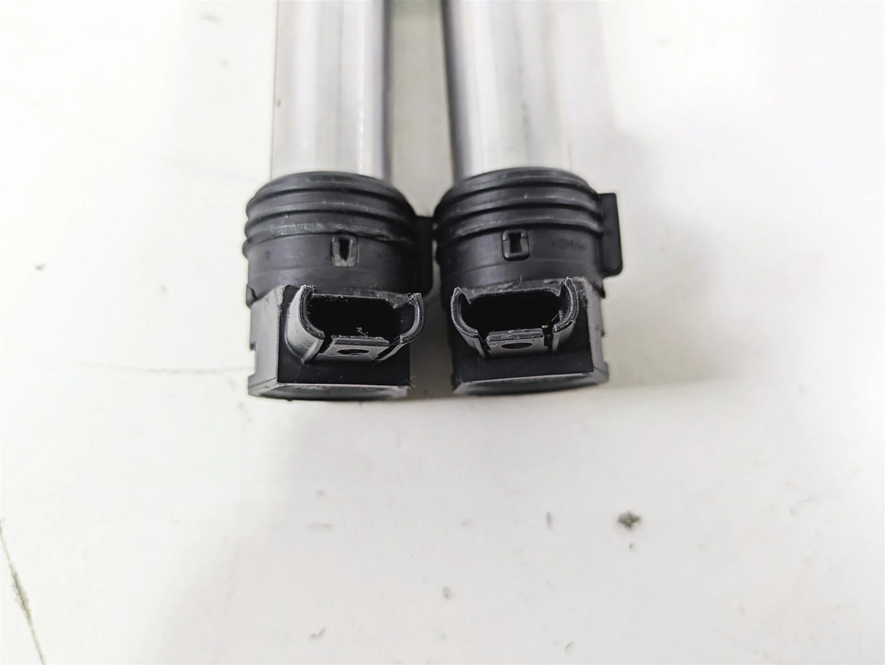 2015 BMW R1200GS Adv K51 Eldor Ignition Coil Set 12138526677 - Image 7
