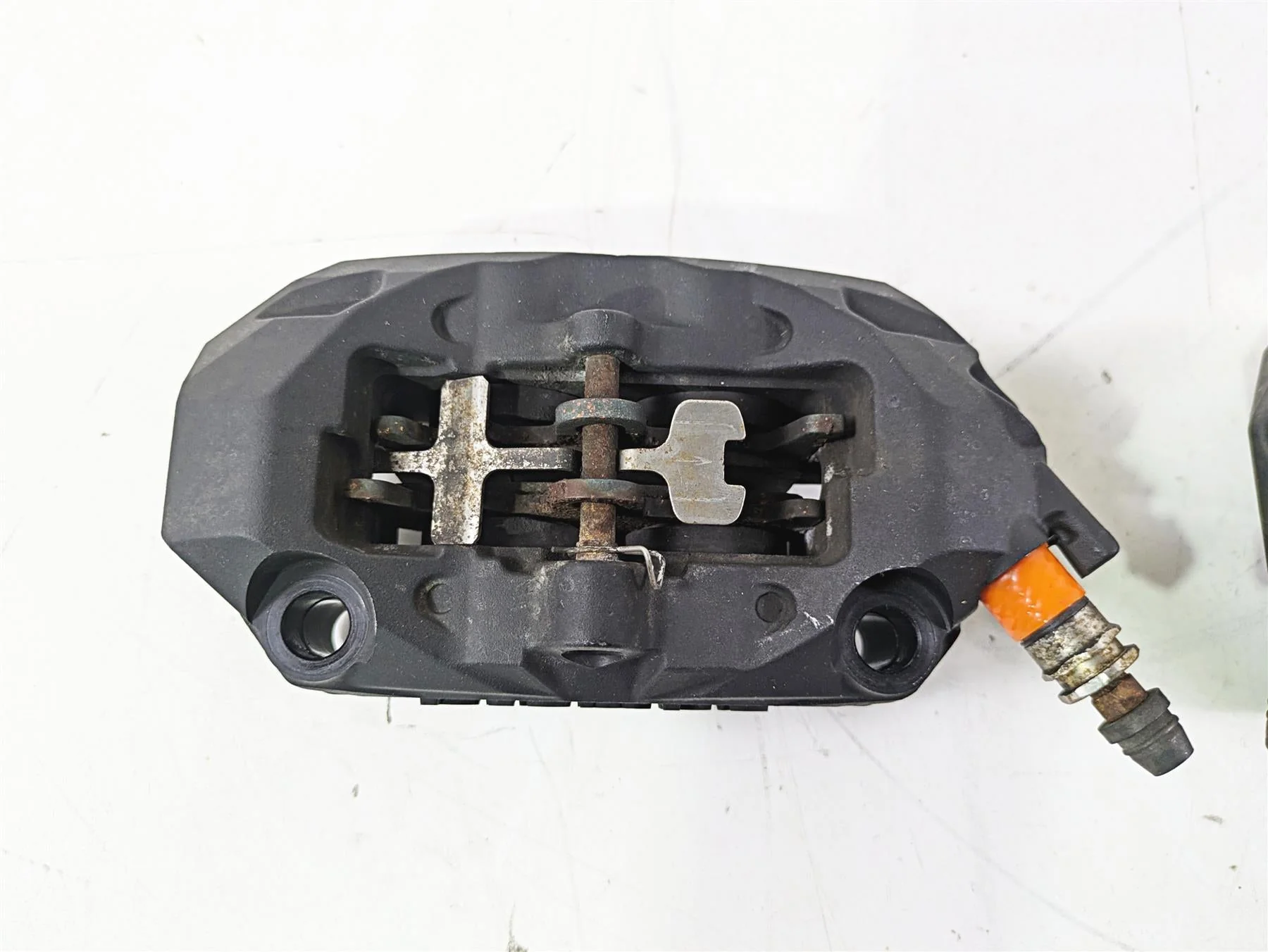 2015 BMW R1200GS Adv K51 Front Brake Caliper Set Brembo 100mm 34118556206 - Image 5
