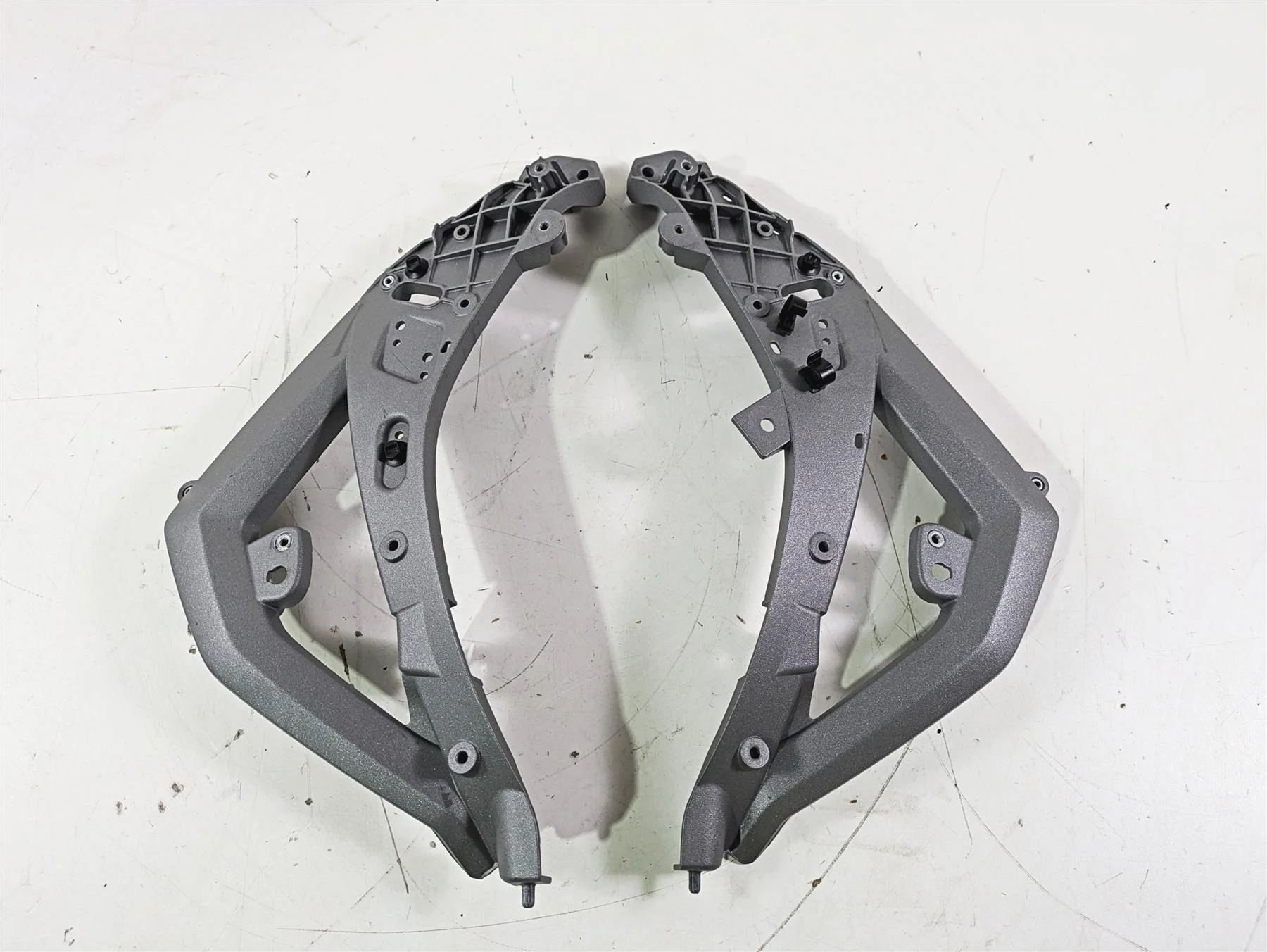 2015 BMW R1200GS Adv K51 Front Left Right Side Stay Carrier 46638528673 - Image 4