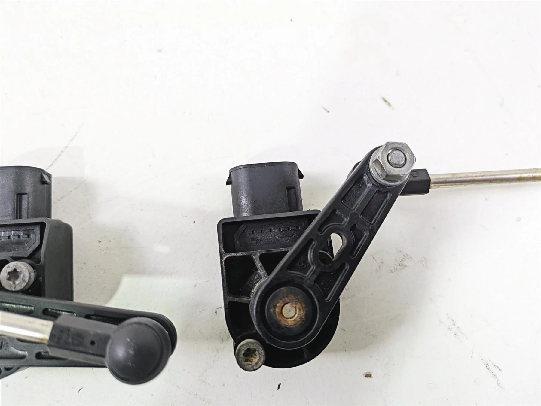 2015 BMW R1200GS Adv K51 Front & Rear Leveling Sensor 37146860843 37146870000 - Image 10