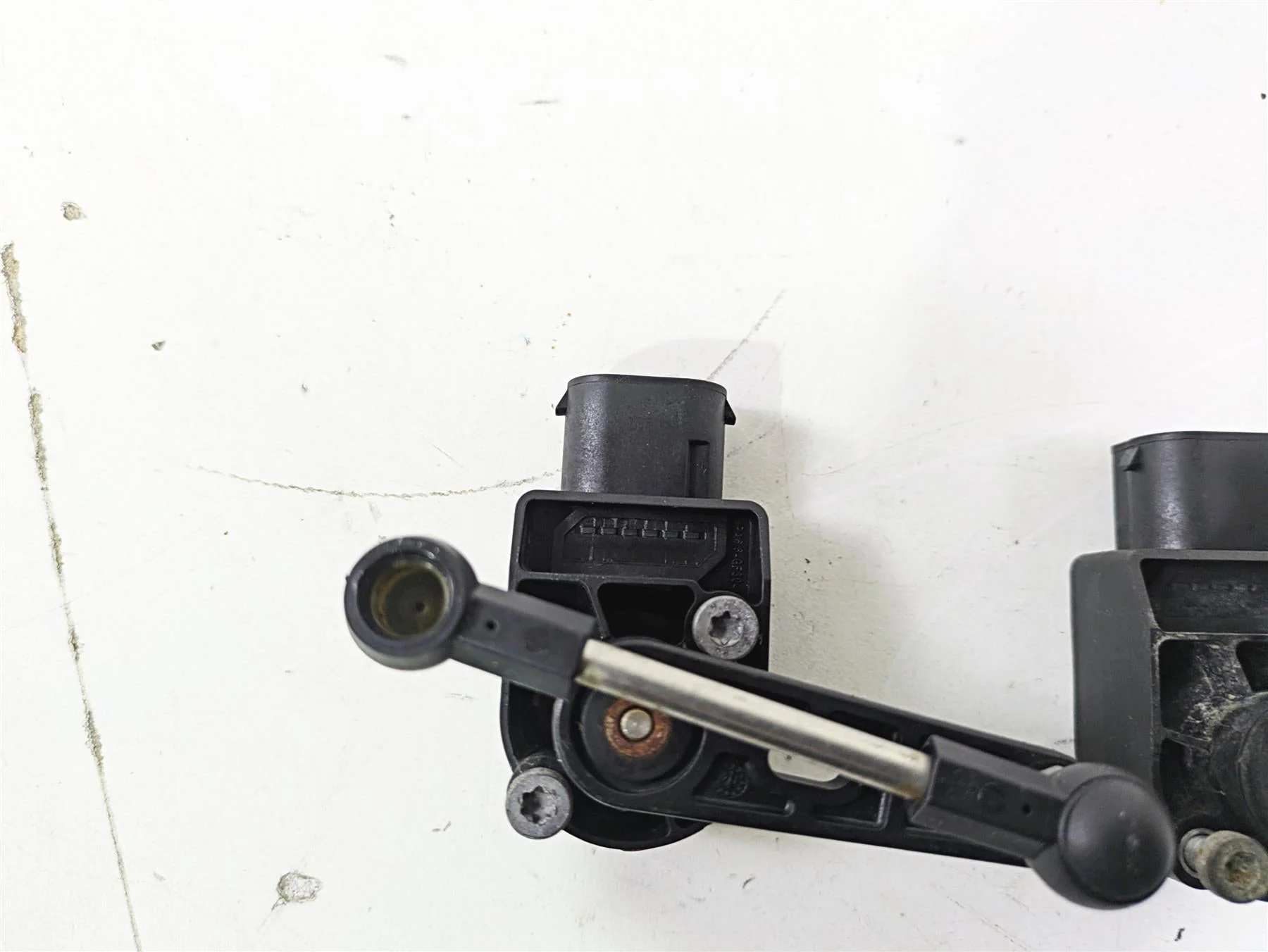 2015 BMW R1200GS Adv K51 Front & Rear Leveling Sensor 37146860843 37146870000 - Image 9