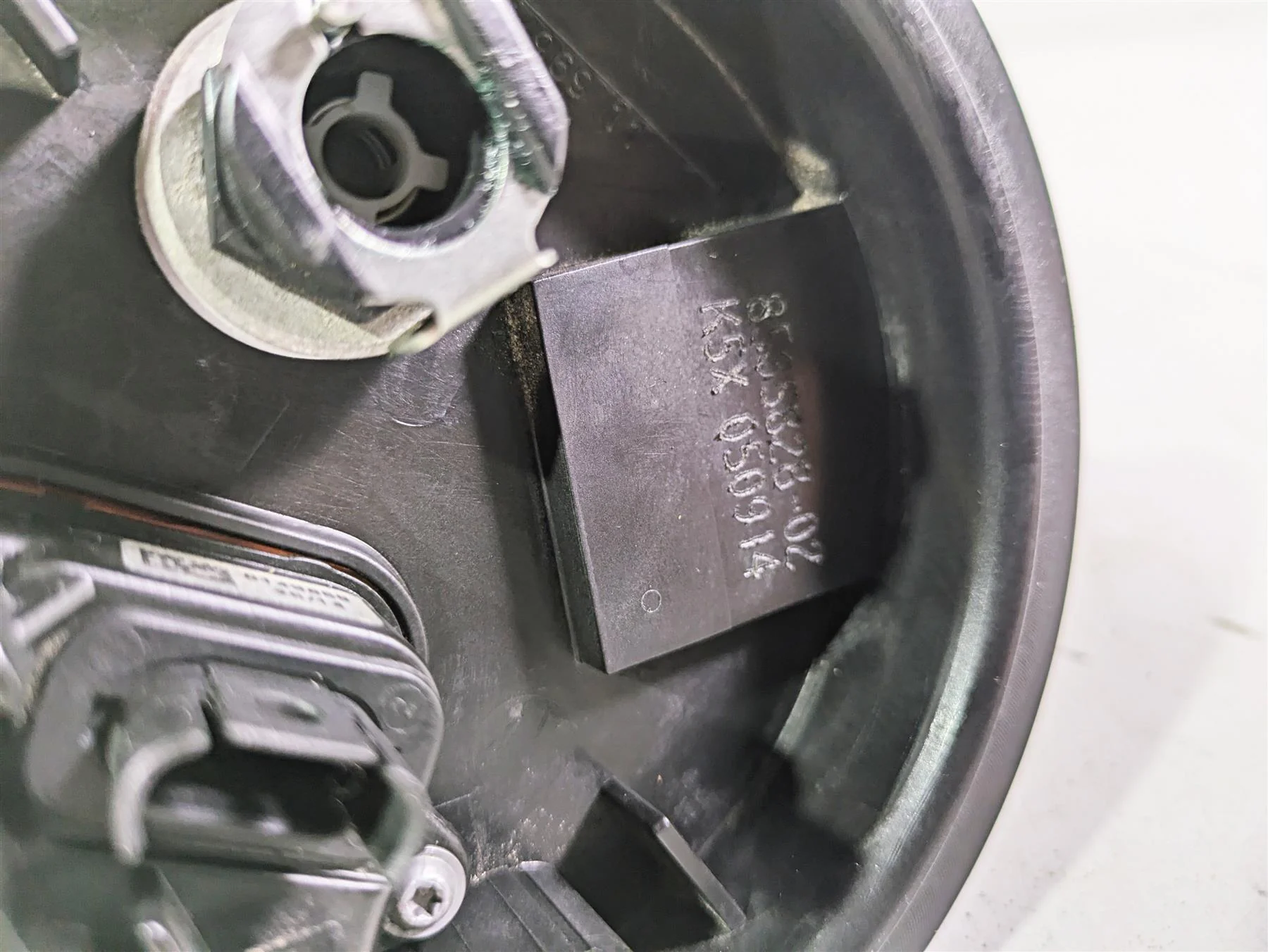 2015 BMW R1200GS Adv K51 Fuel Gas Petrol Pump & Sender - Tested 16148357969 - Image 5