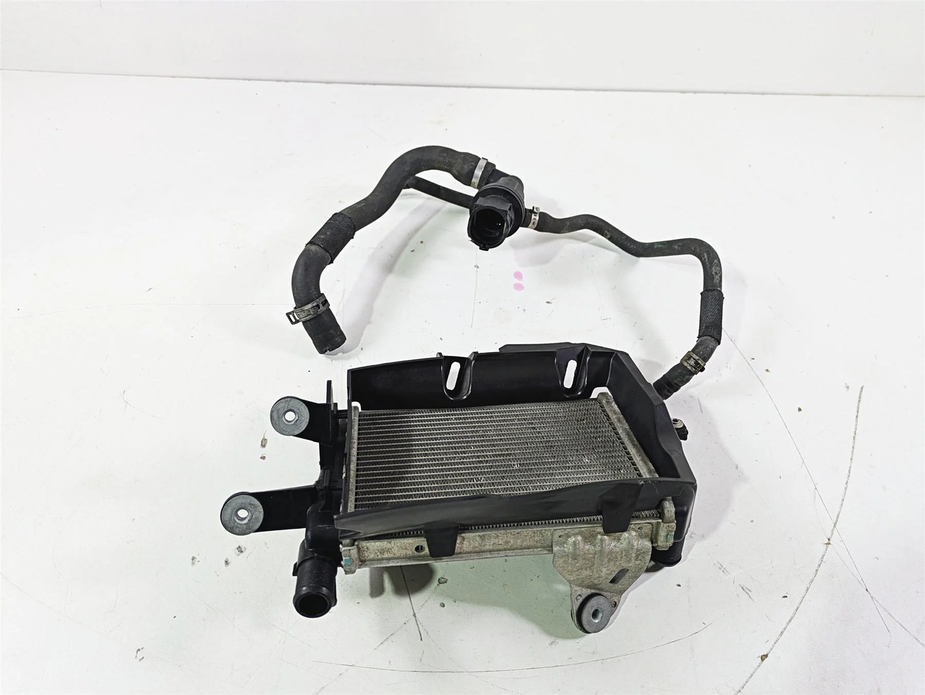 2015 BMW R1200GS Adv K51 Left Radiator Thermostat Fan Cover 17118546408 - Image 2