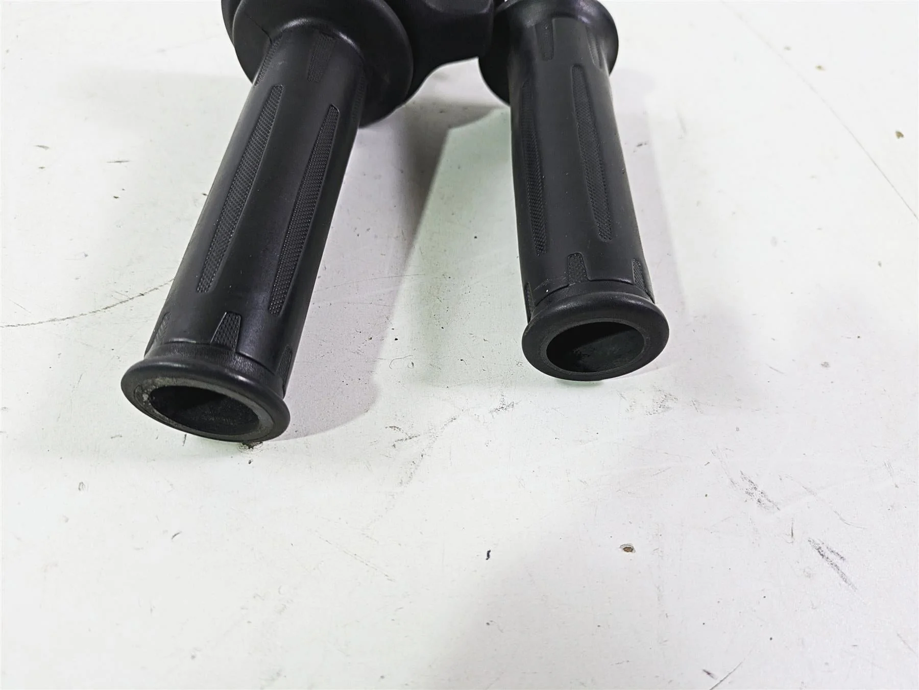 2015 BMW R1200GS Adv K51 Left Right Heated Hand Grip Set Cruise 61318552120 - Image 8