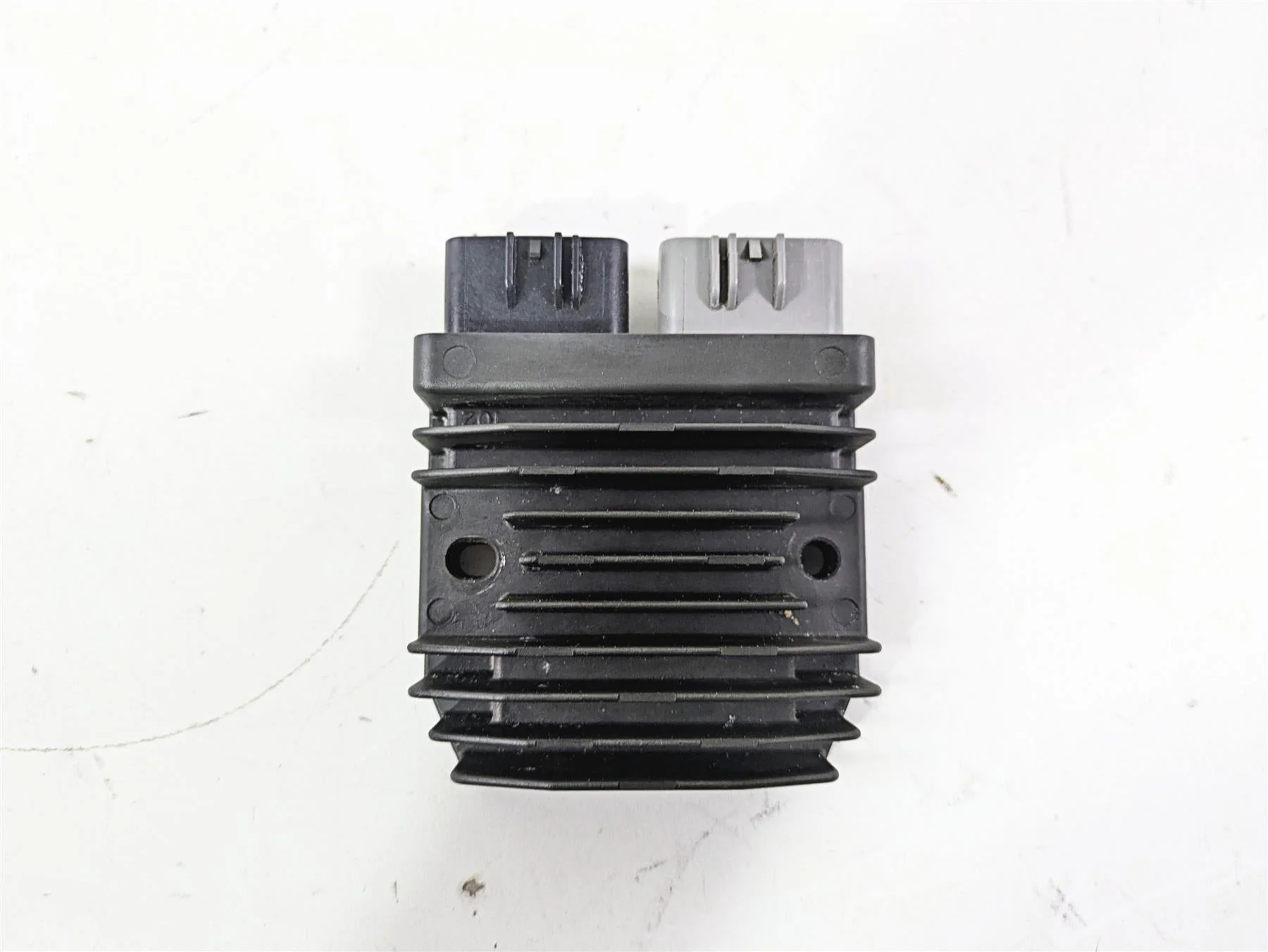 2015 BMW R1200GS Adv K51 Rectifier Voltage Regulator FH927AB 12318523367 - Image 7