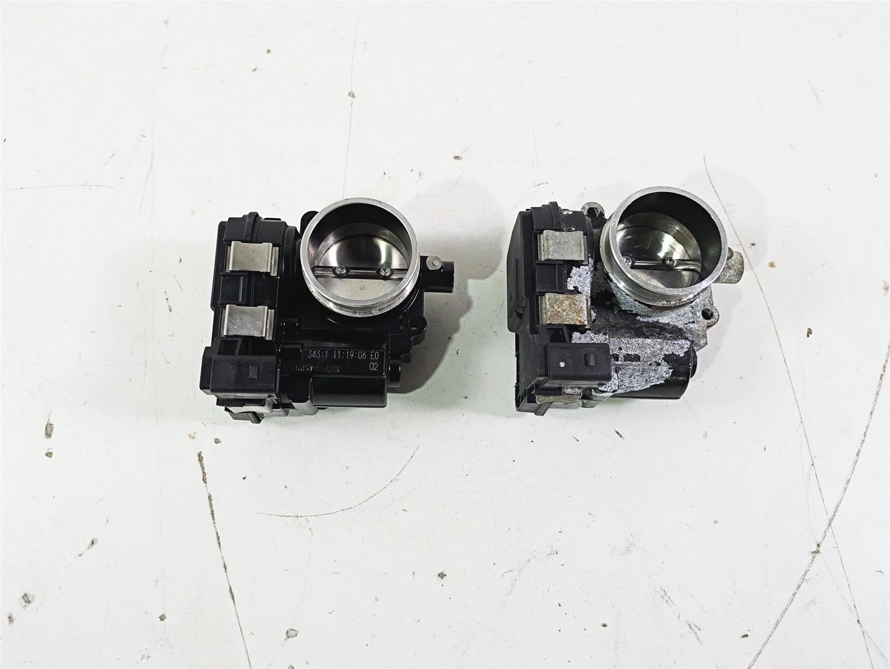 2015 BMW R1200GS Adv K51 Throttle Body Bodies Set 13548564959 - Image 4