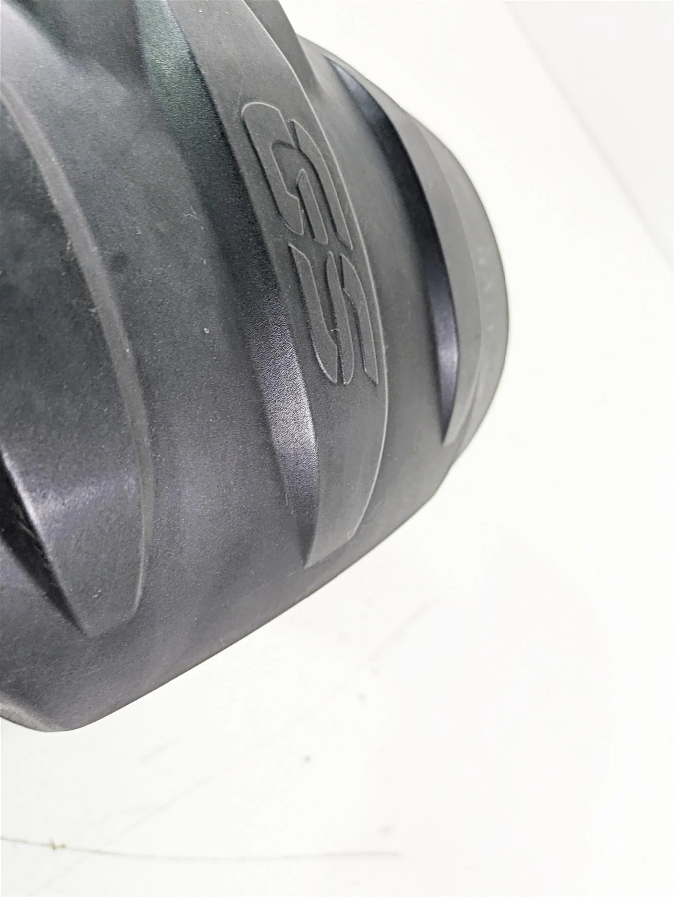 2015 BMW R1200GS Adv K51 Very Rear Tire Mudflap Guard 46628533657 - Image 10