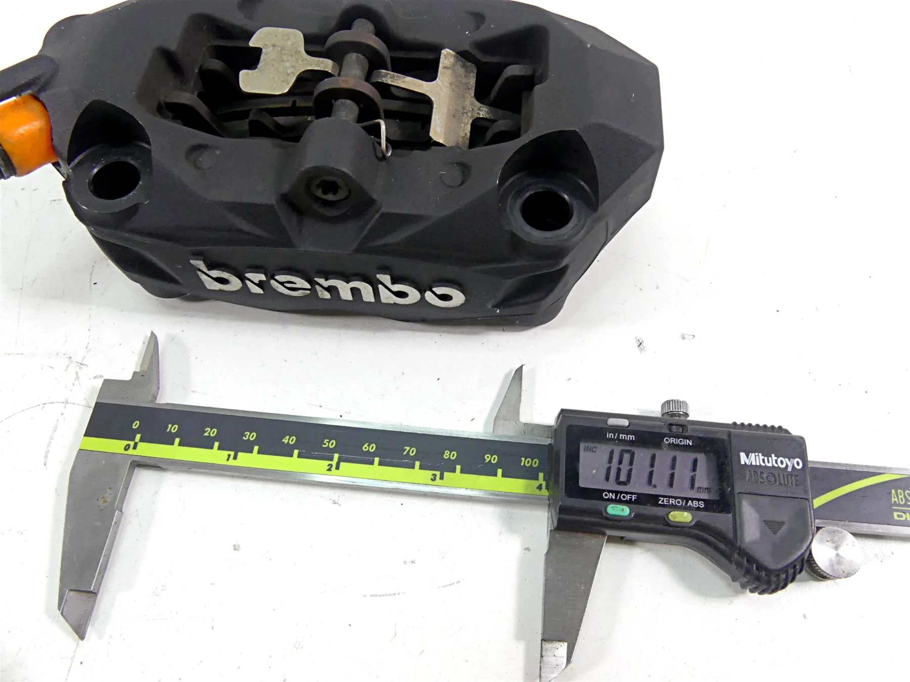 2015 BMW R1200GS GSW K50 Front Brembo Brake Caliper 100mm Set 34118556205 - Image 12