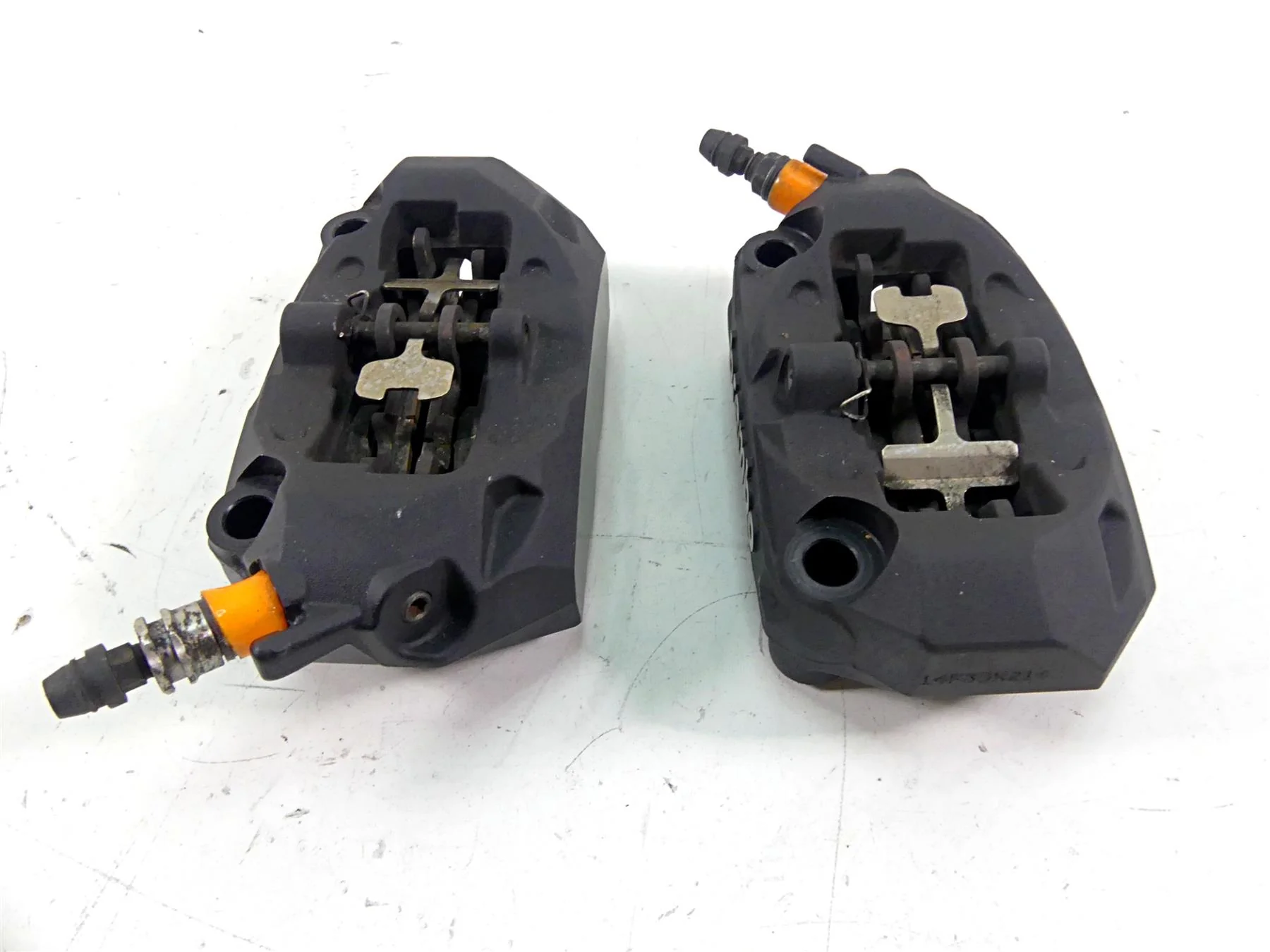 2015 BMW R1200GS GSW K50 Front Brembo Brake Caliper 100mm Set 34118556205 - Image 2