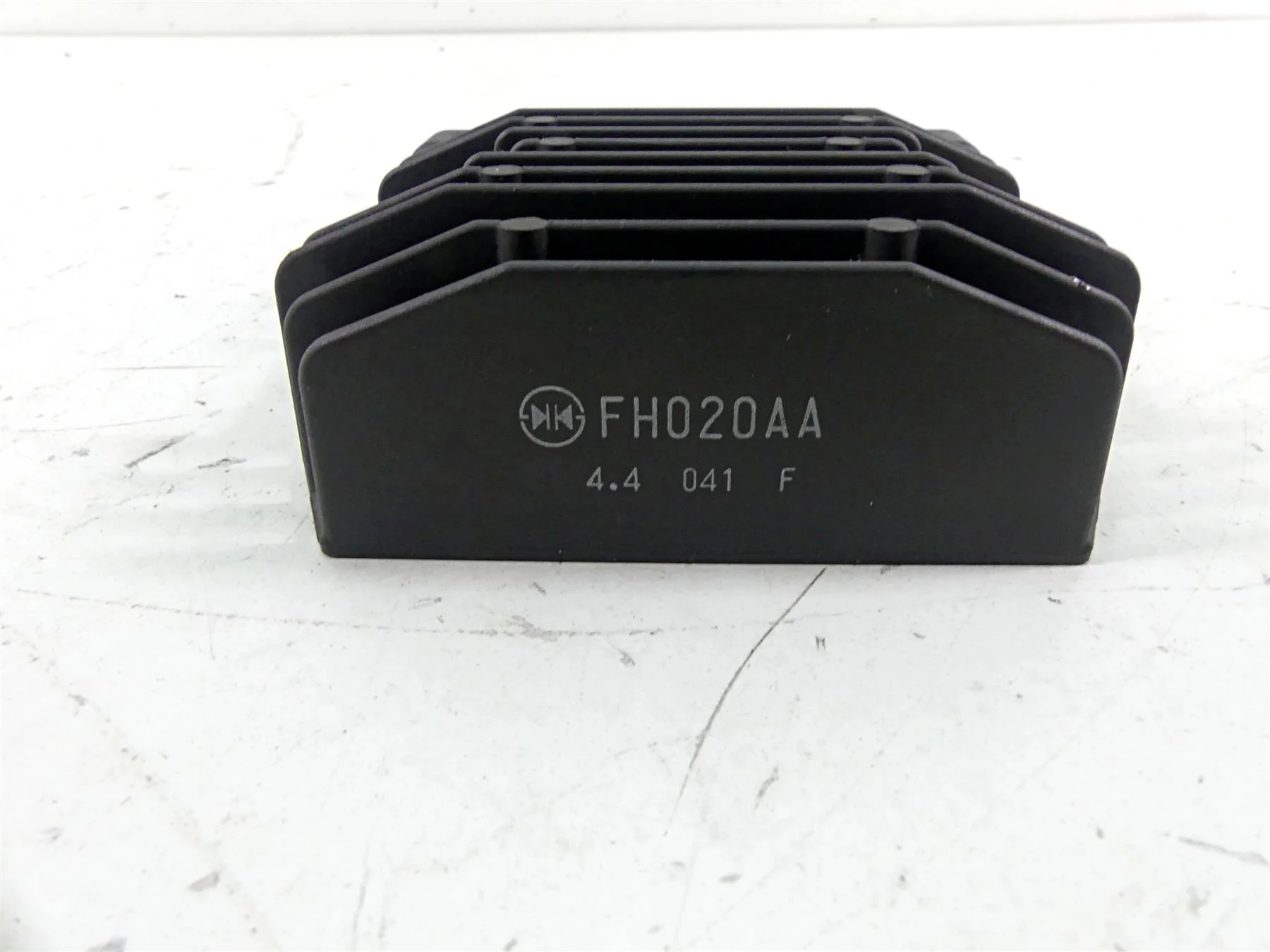 2015 BMW R1200GS GSW K50 Rectifier Voltage Regulator FH020AA 12318523367 - Image 7