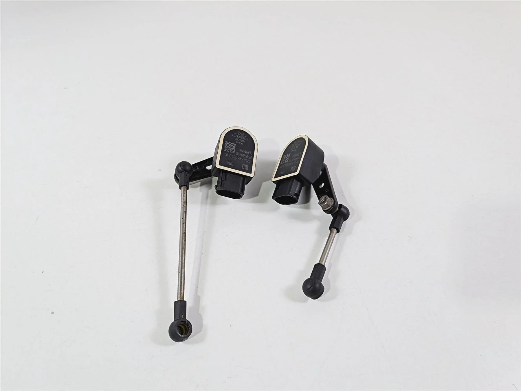 2015 BMW R1200GS K50 Front & Rear Bike Level Leveling Sensor 37146860843 - Image 6