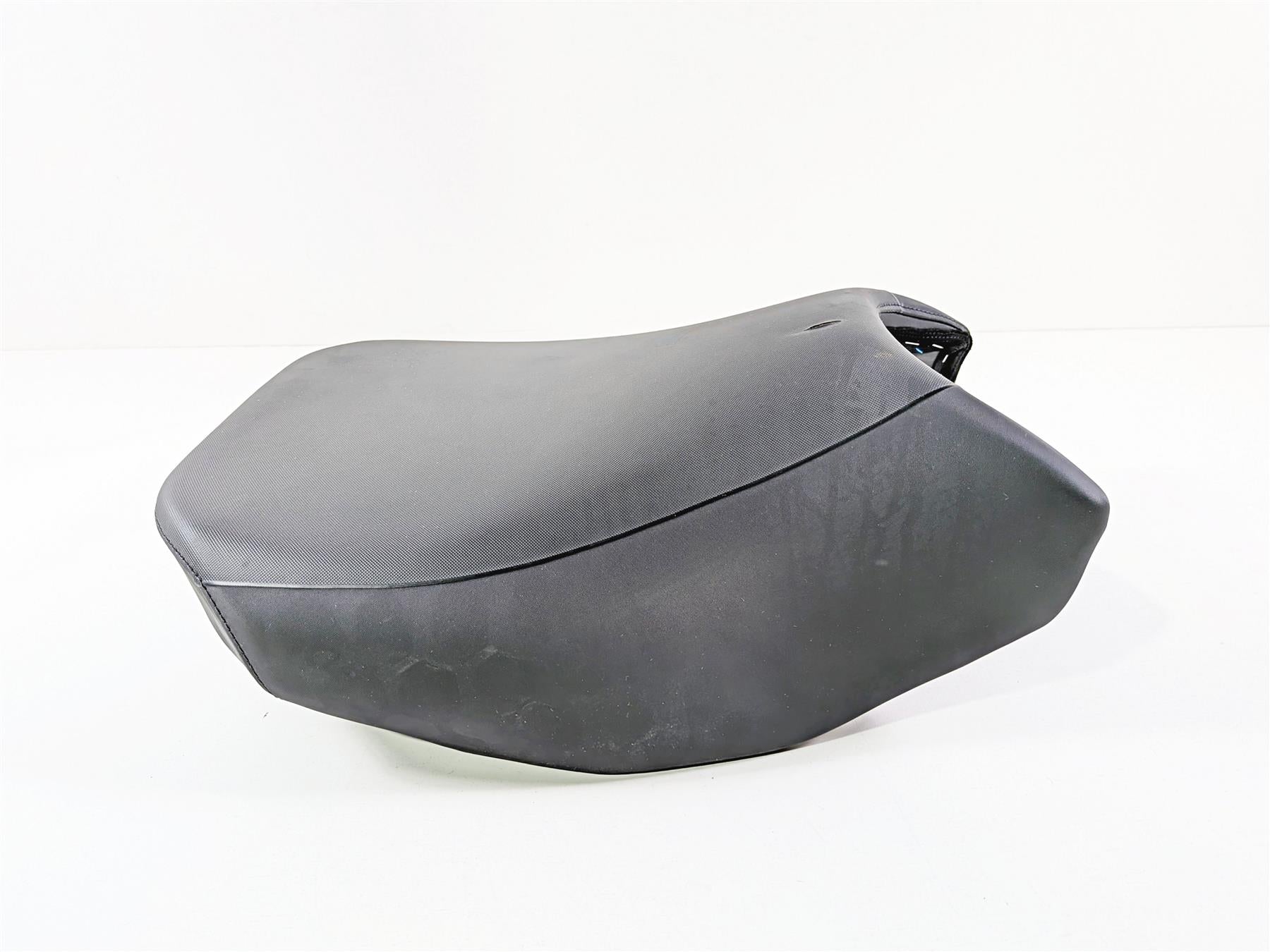 2015 BMW R1200GS  K50 Front Rider Heated Seat Saddle - Cut 52538532736 - Image 3