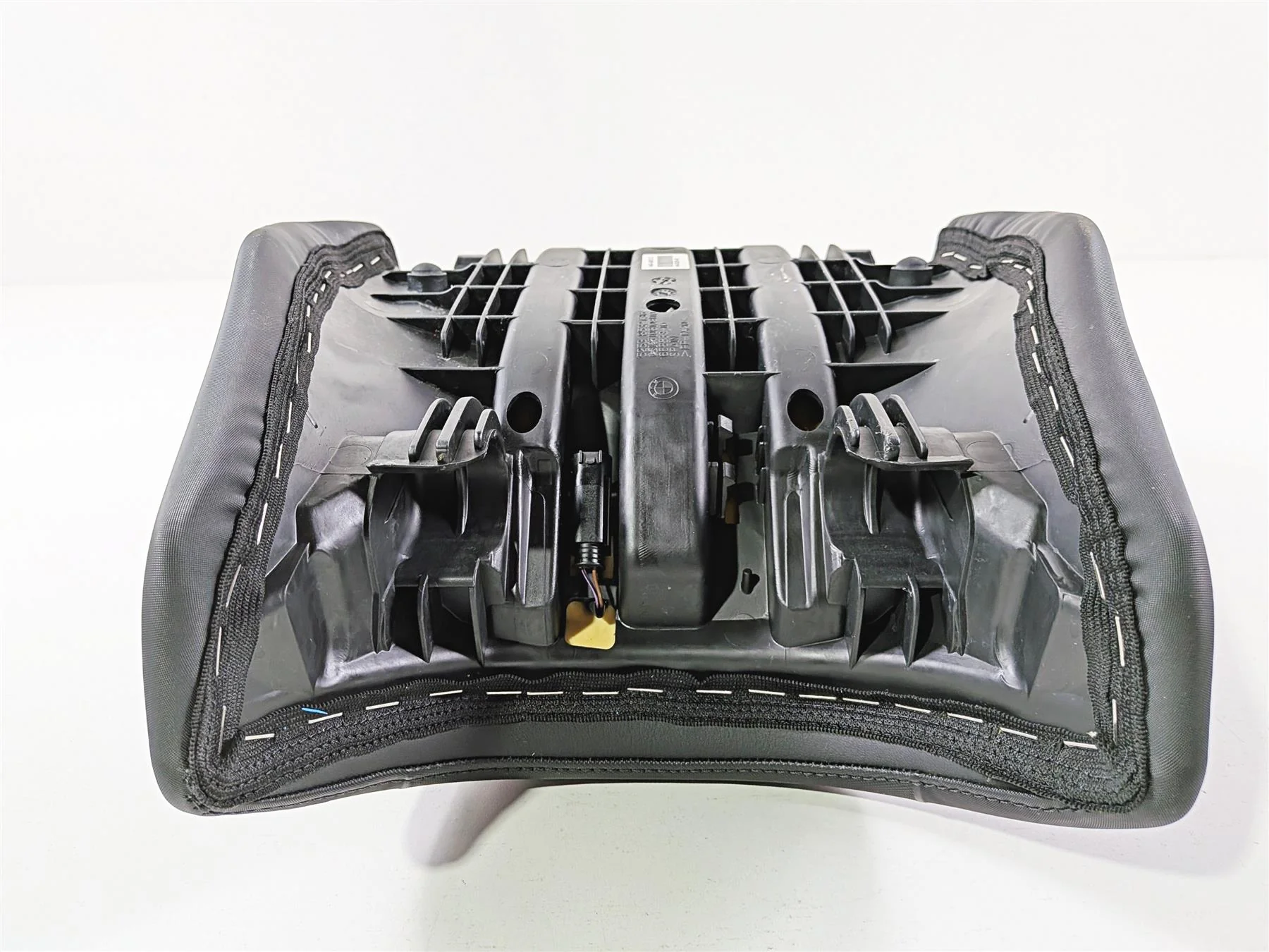 2015 BMW R1200GS  K50 Front Rider Heated Seat Saddle - Cut 52538532736 - Image 8