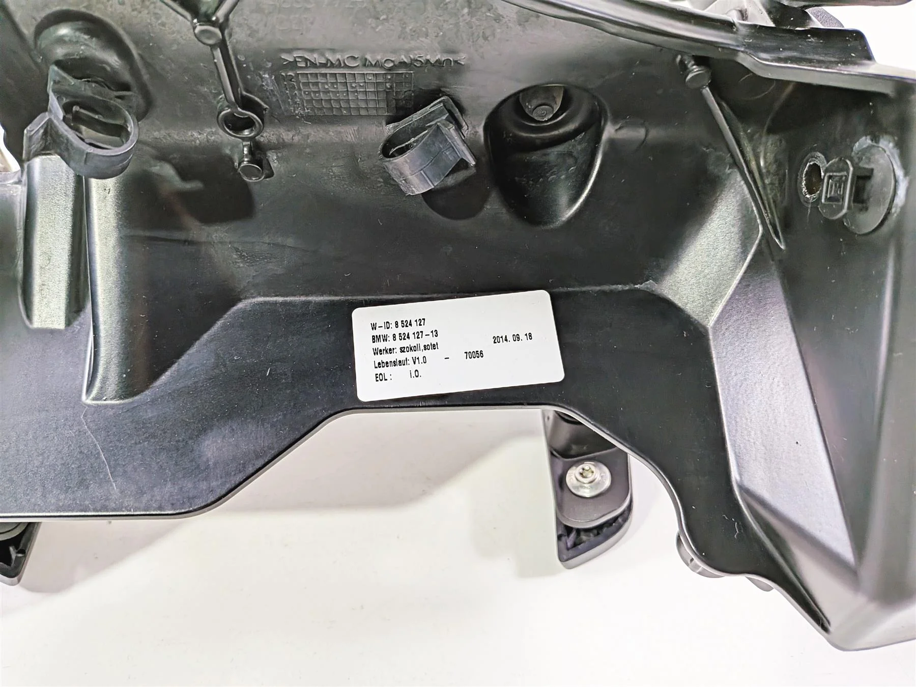 2015 BMW R1200GS  K50 Front Windshield Adjustment Mount 46637726524 - Image 4