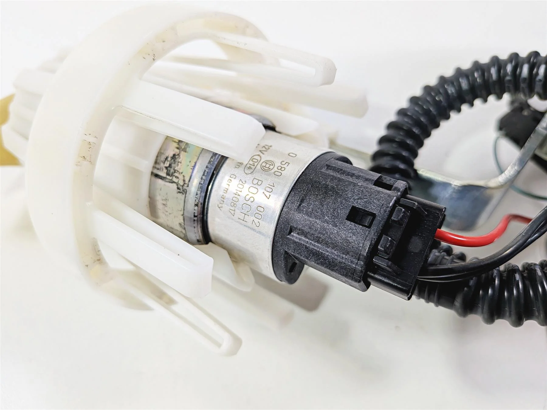 2015 BMW R1200GS  K50 Fuel Gas Petrol Pump -Tested 16148532133 16148357969 - Image 12
