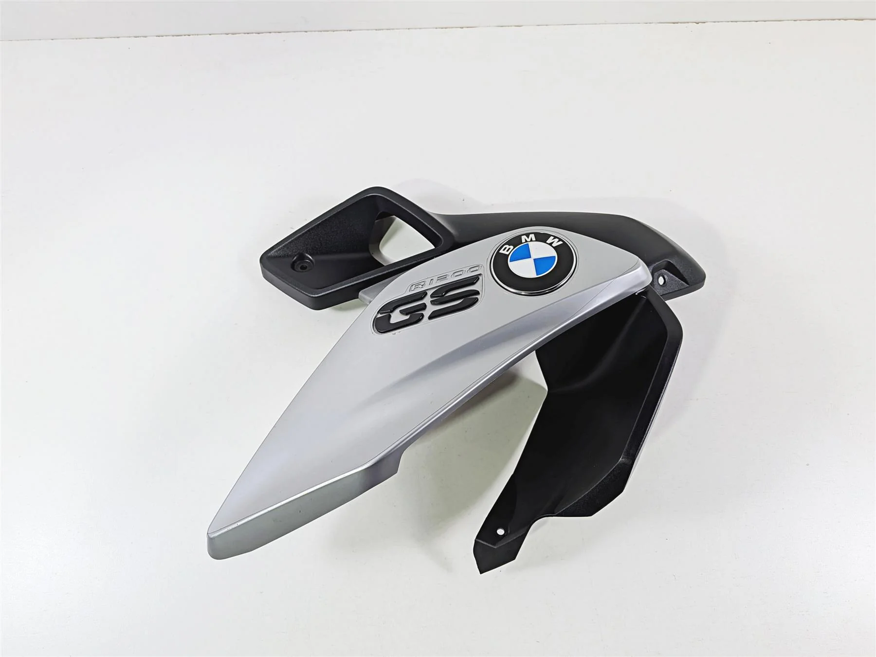 2015 BMW R1200GS  K50 Left Main Side Fairing Cover Set 46638533677 - Image 2