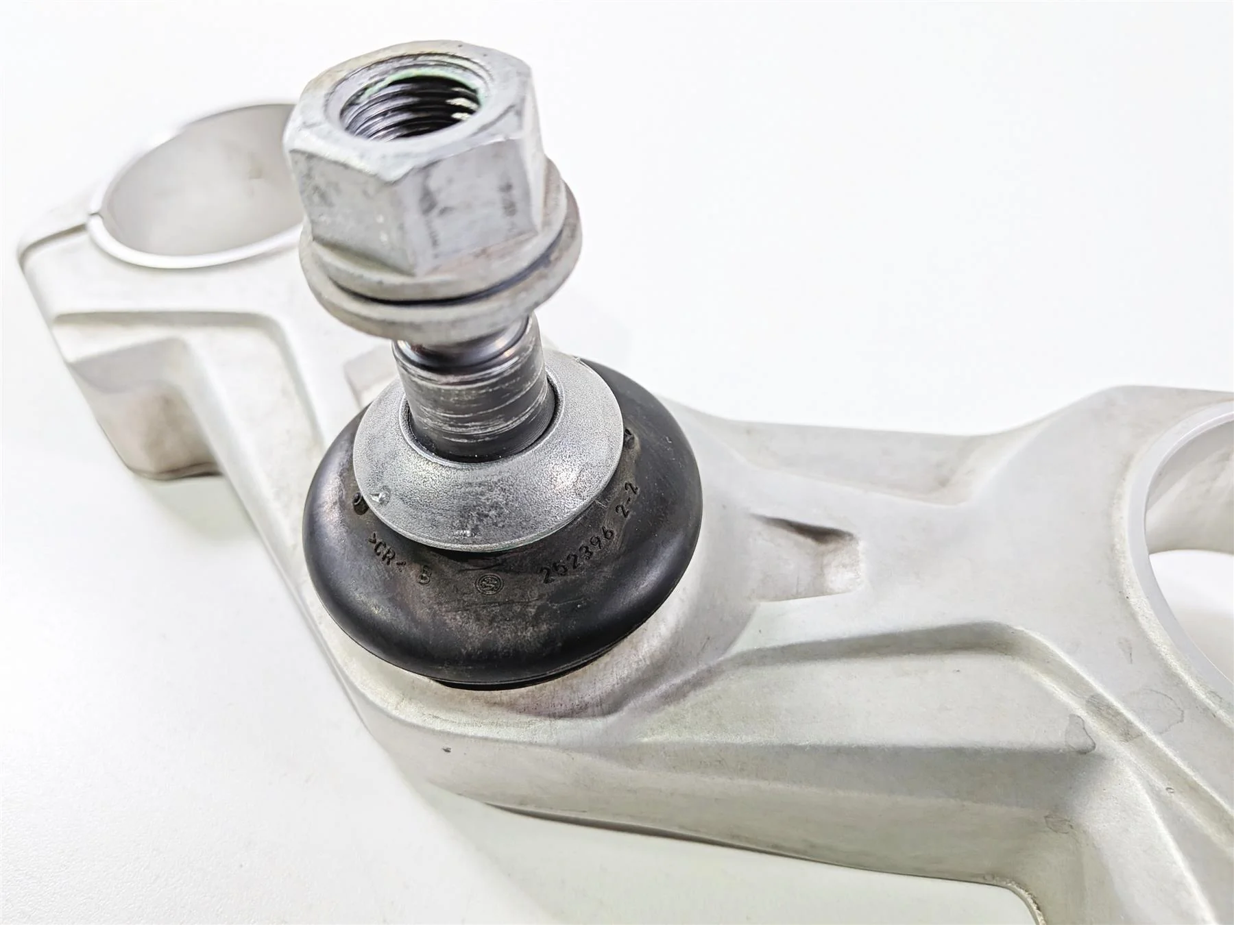2015 BMW R1200GS  K50 Lower Triple Tree Ball Joint 31428549490 - Image 10