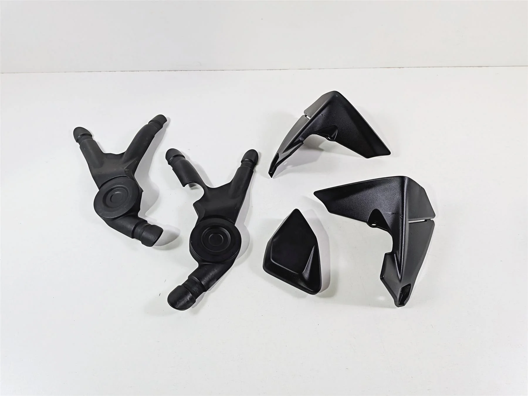 2015 BMW R1200GS  K50 Plastic Frame Infill Cover Deflector Set  46618528678 - Image 15