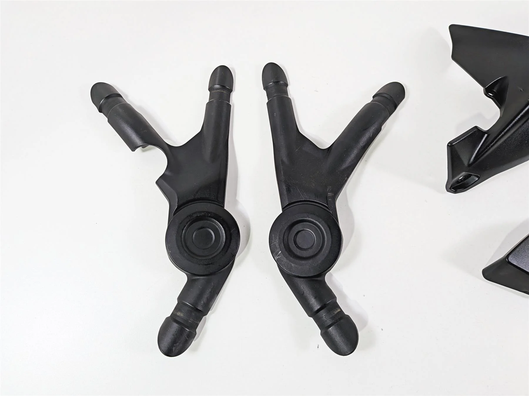 2015 BMW R1200GS  K50 Plastic Frame Infill Cover Deflector Set  46618528678 - Image 3