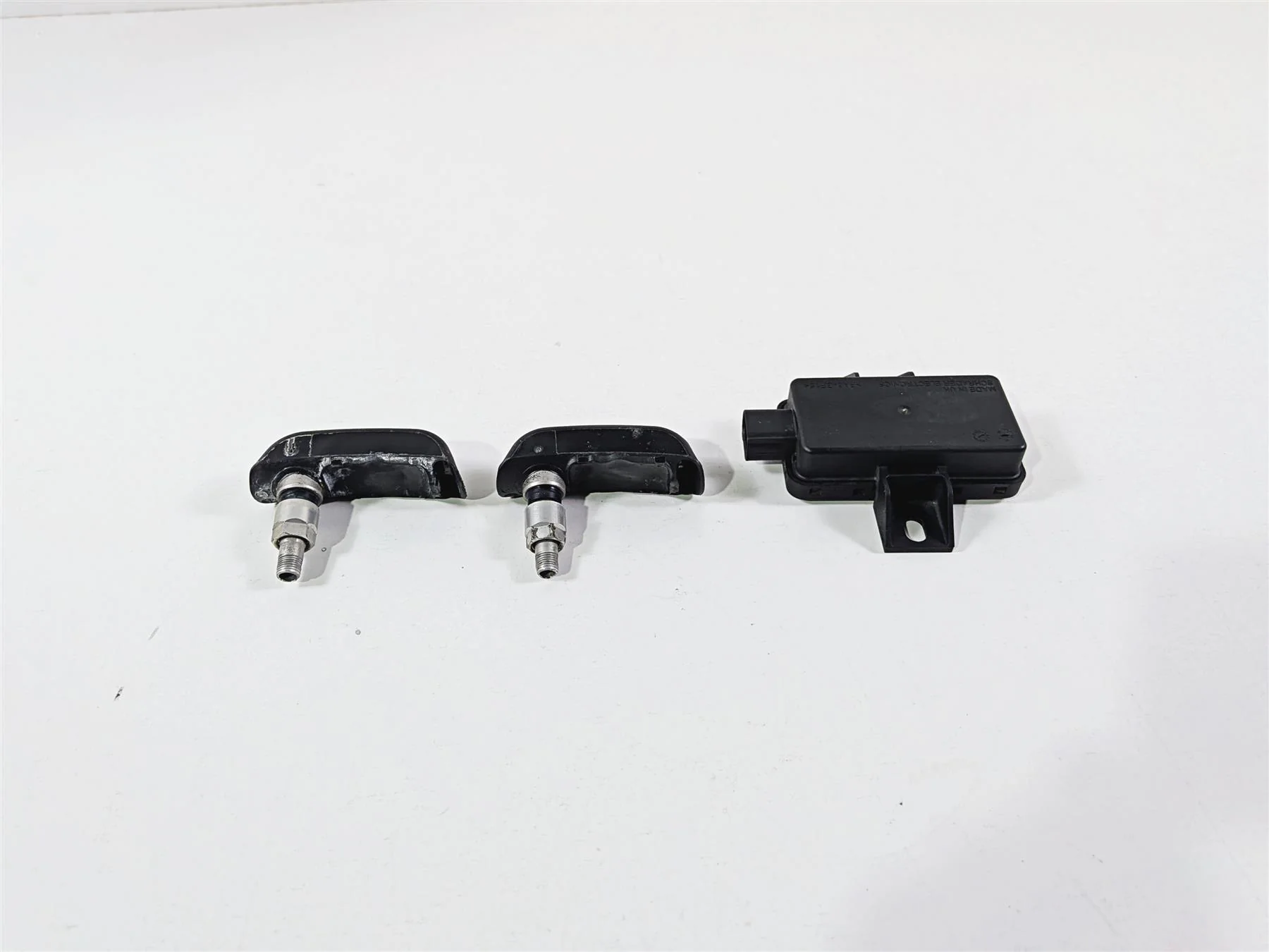 2015 BMW R1200GS K50 Rdc Sensor & Tire Sensors 36318532731 65758546222 - Image 4