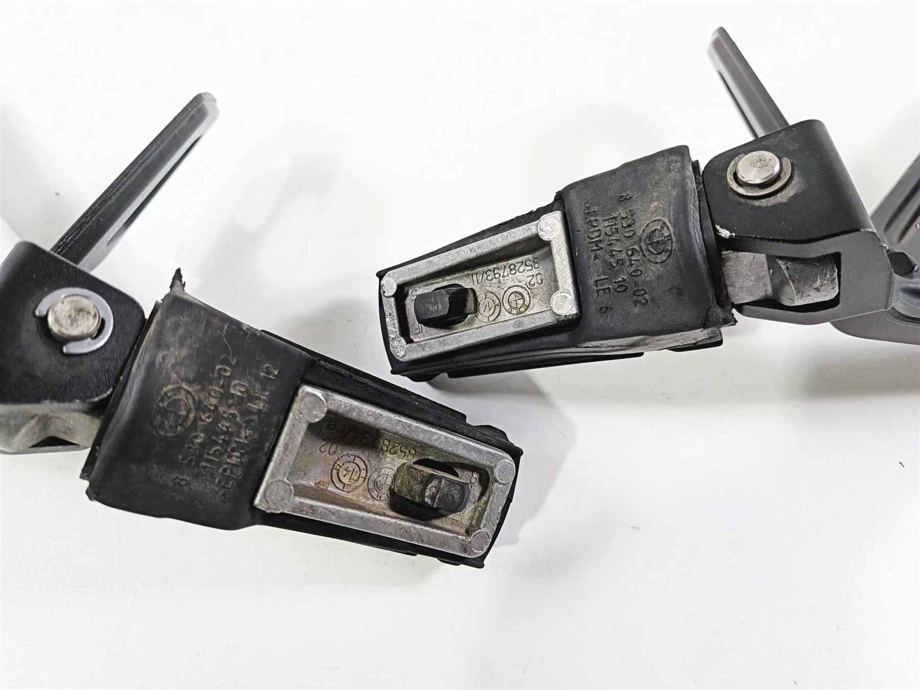 2015 BMW R1200GS  K50 Rear Black Passenger Foot Peg Set 46718526741 46718526742 - Image 8