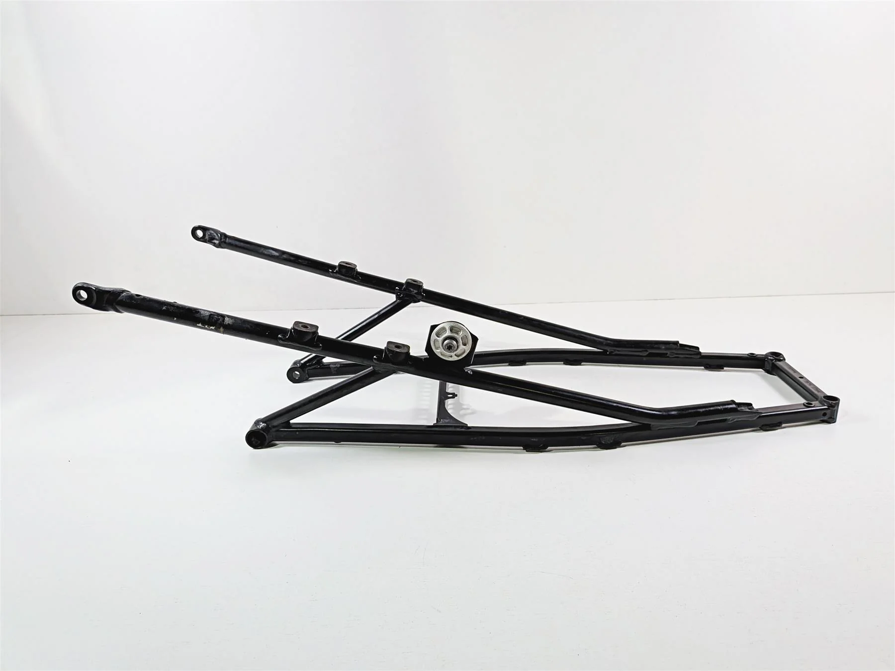 2015 BMW R1200GS  K50 Rear Black Sub Frame 46518534315 46518354222 - Image 4