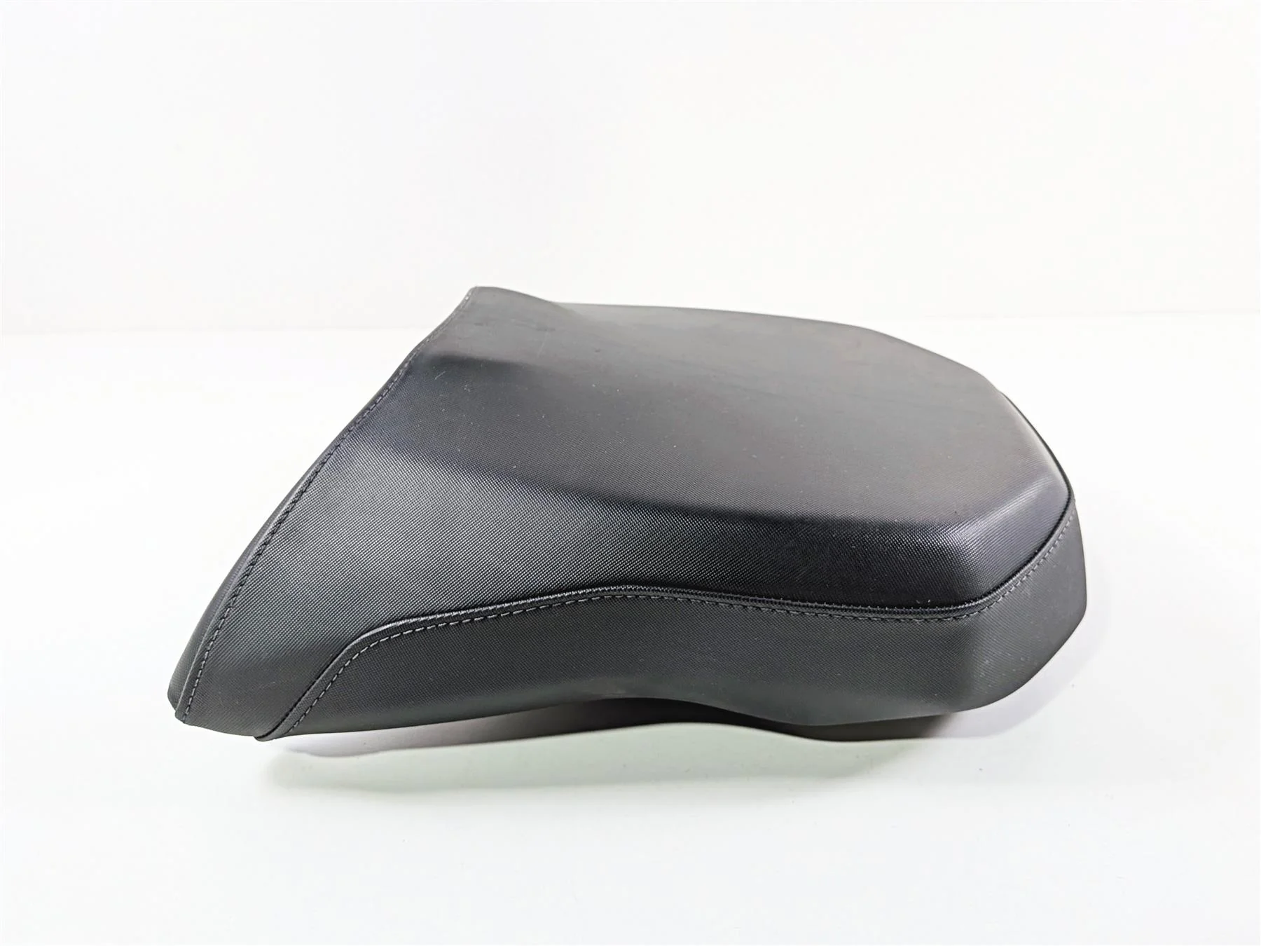 2015 BMW R1200GS  K50 Rear Passenger Unheated Seat Saddle 52538532739 - Image 4