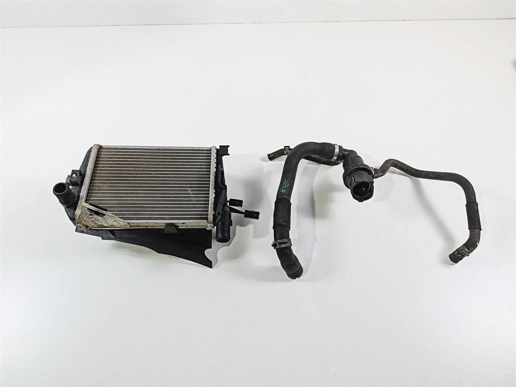 2015 BMW R1200GS  K50 Right Left Radiator Fan & Covers -No Leaks 17118546416 - Image 19