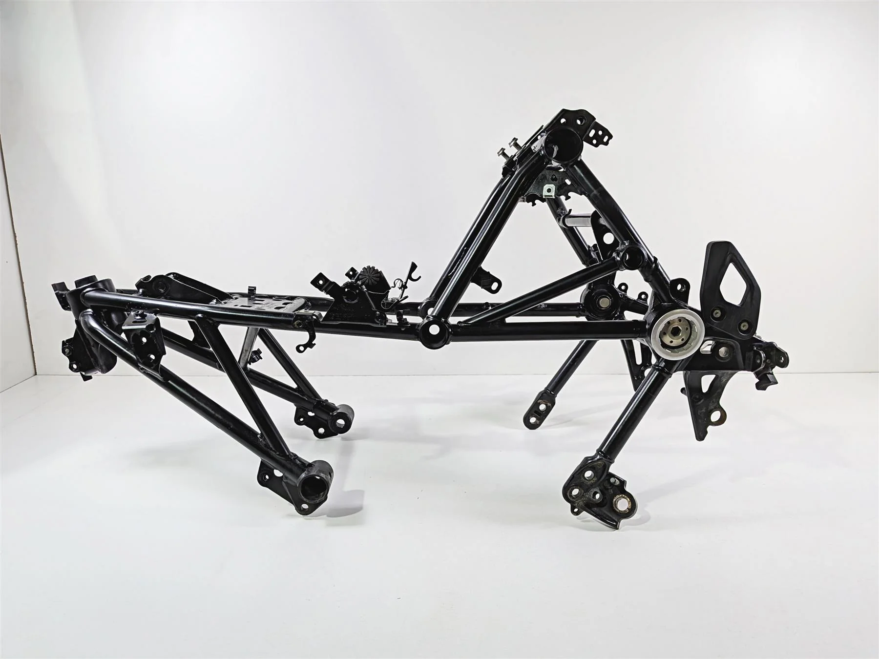 2015 BMW R1200GS  K50 Straight Black Main Frame Chassis With Clean California Title 46519444974 - Image 9