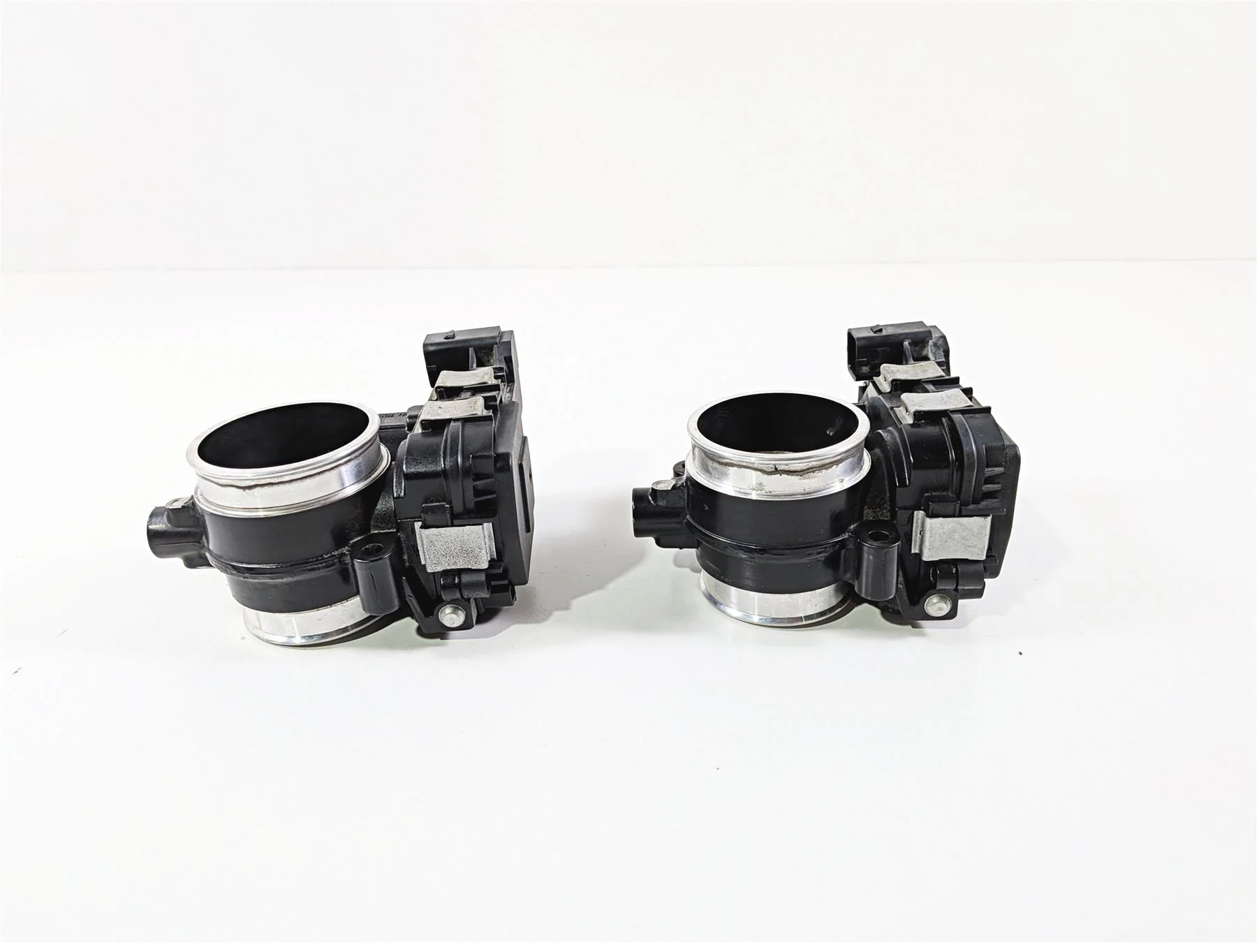 2015 BMW R1200GS  K50 Throttle Bodies Body Fuel Injection Set 13548564959