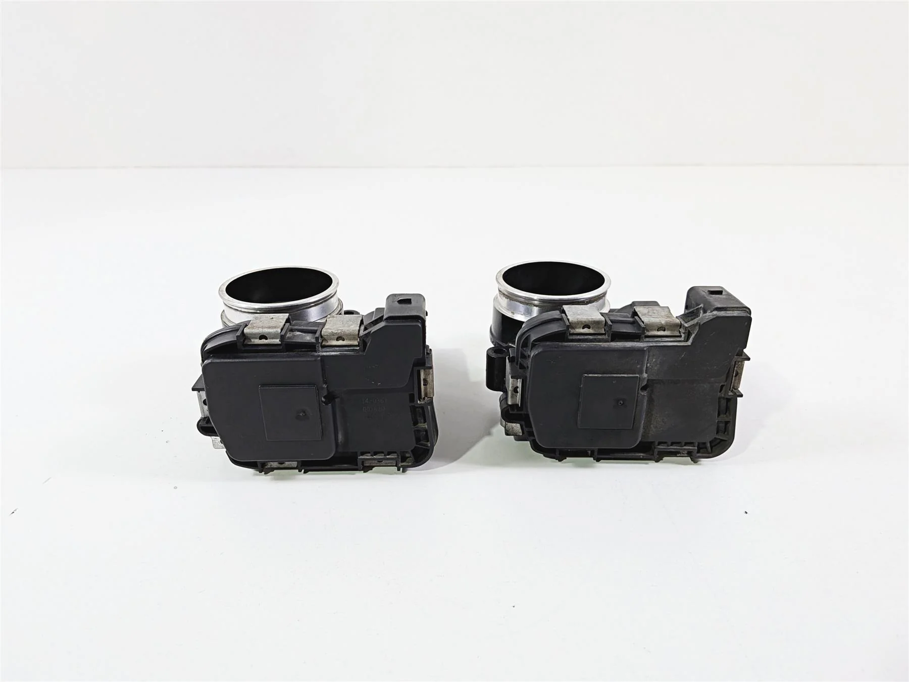2015 BMW R1200GS  K50 Throttle Bodies Body Fuel Injection Set 13548564959 - Image 13
