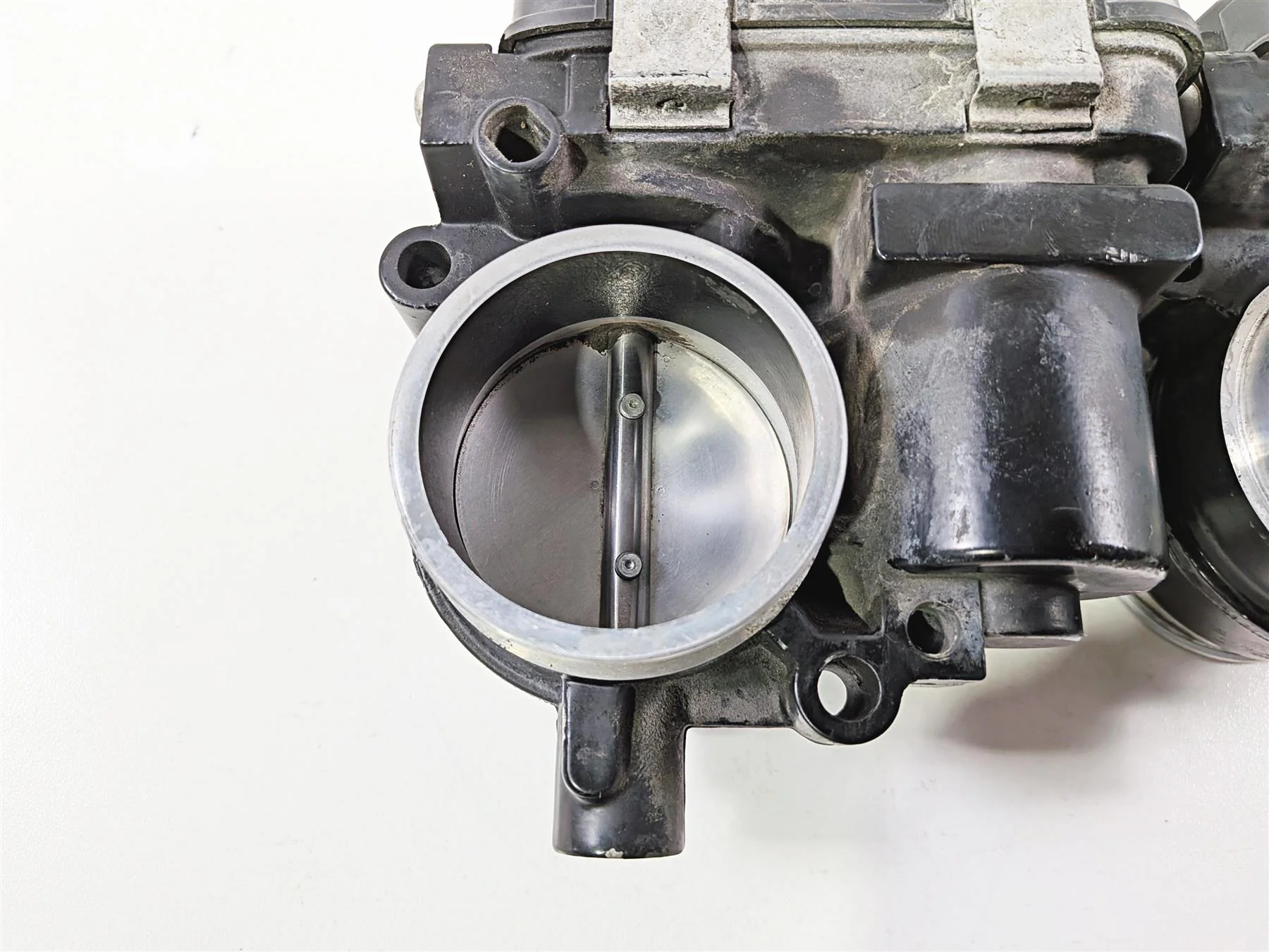 2015 BMW R1200GS  K50 Throttle Bodies Body Fuel Injection Set 13548564959 - Image 5
