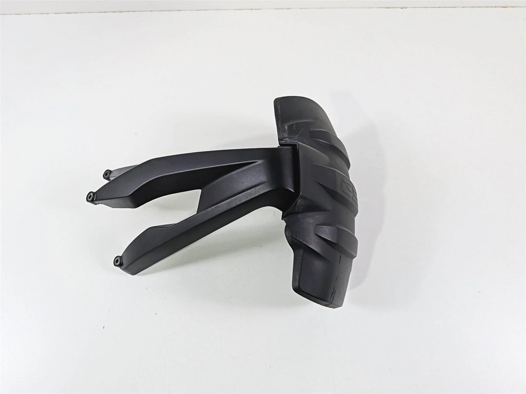 2015 BMW R1200GS  K50 Very Rear Tire Mudflap Guard -Crack 46628533657 - Image 2