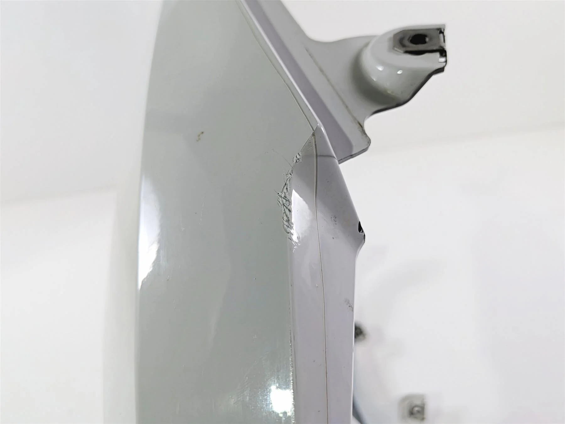 2015 BMW R1200GS K50 White Front Upper Fender Cover Fairing 46618532214 - Image 15