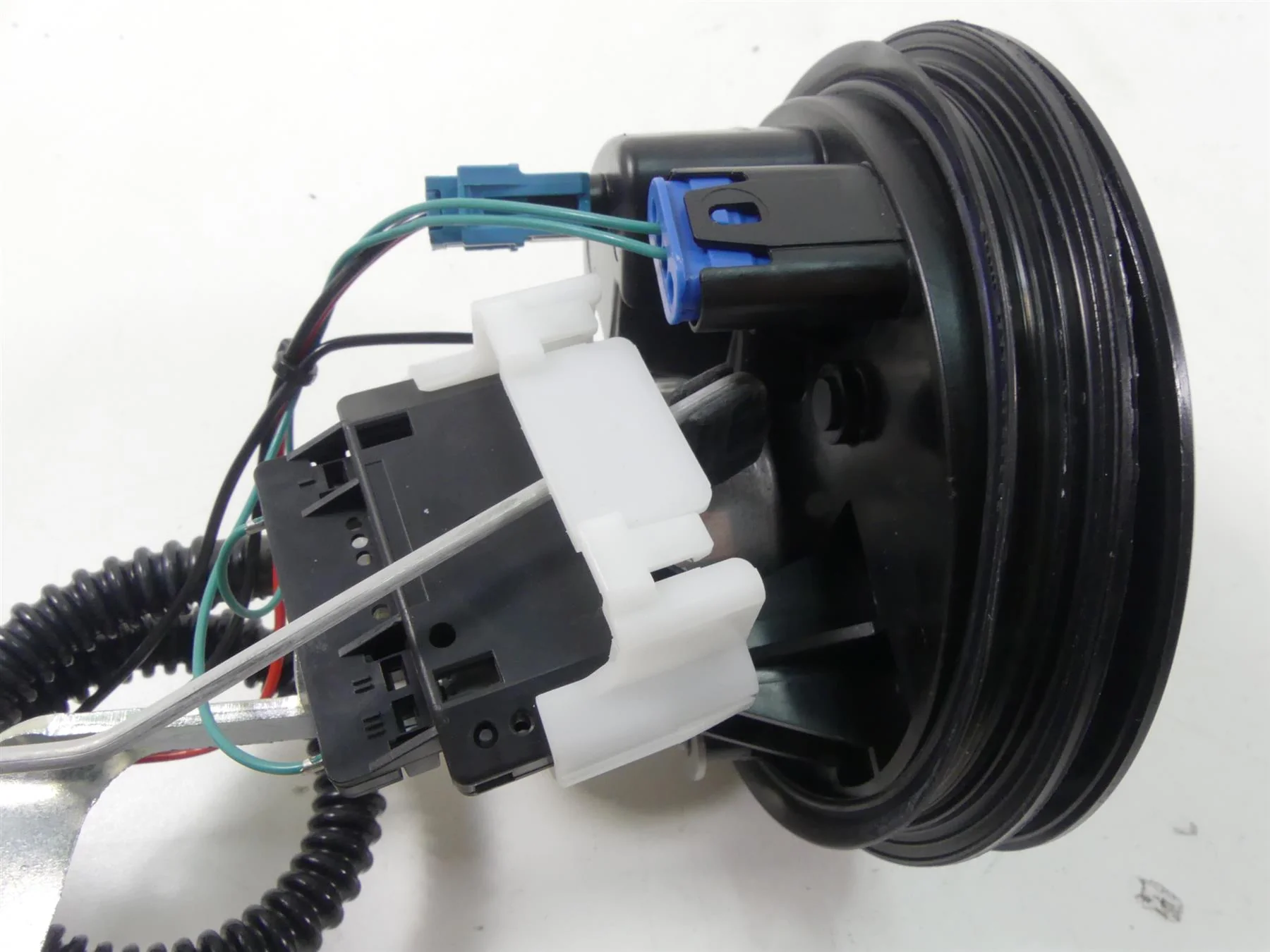 2015 BMW R1200RT K52 Fuel Gas Petrol Pump - Tested 1614835828 - Image 7