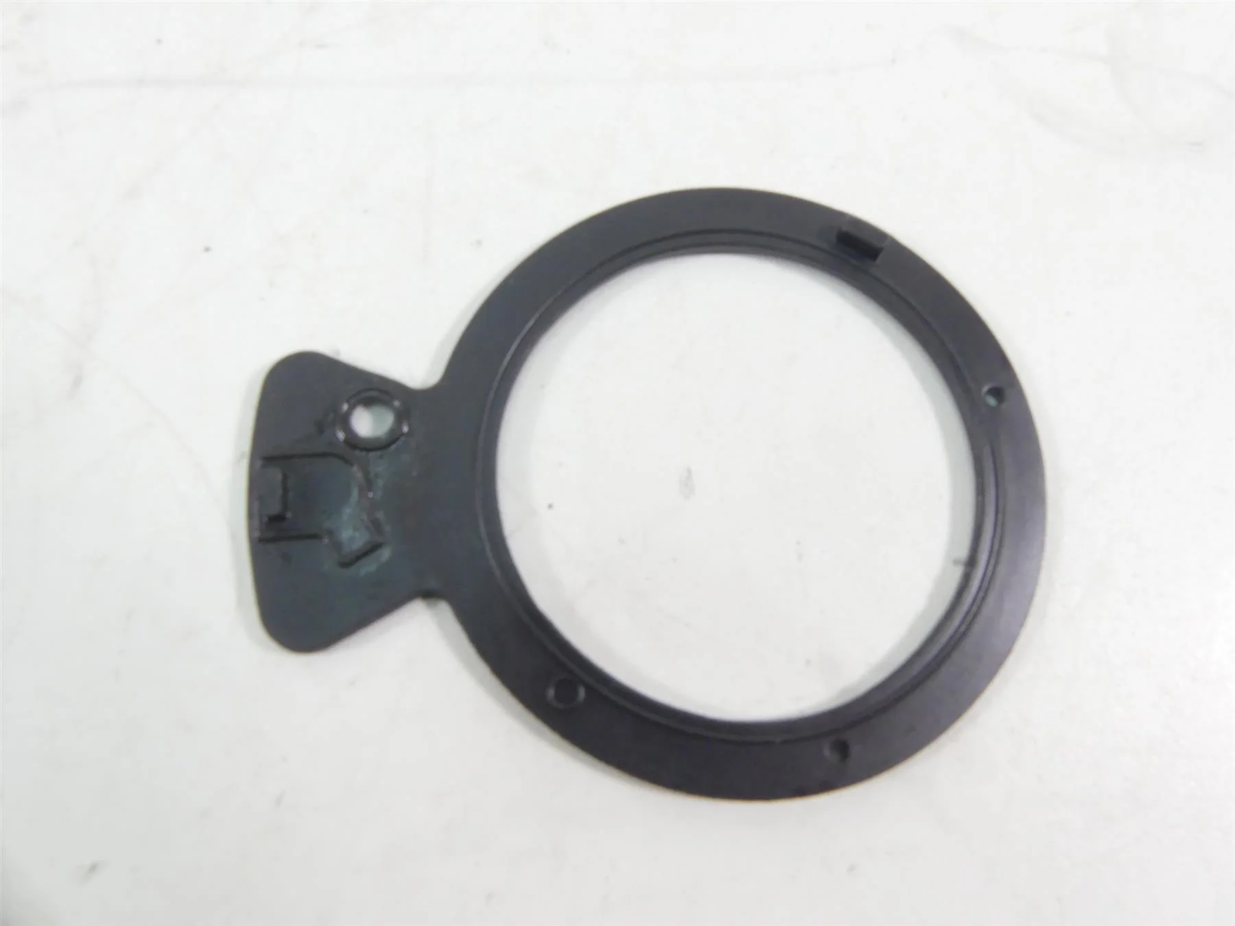 2015 BMW R1200RT K52 Keyless Fuel Gas Petrol Tank Cap + Mounts 16118552106 - Image 10