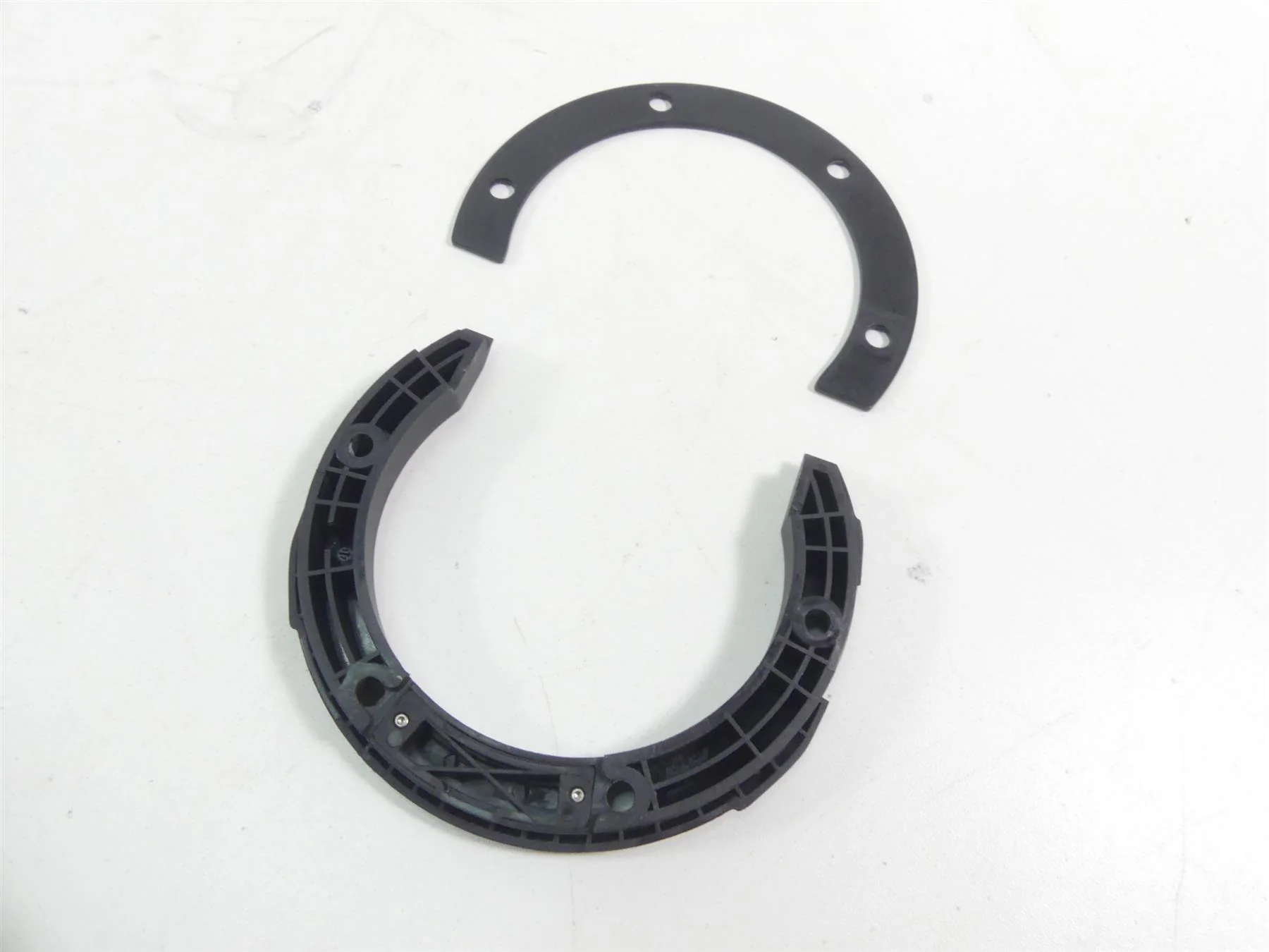 2015 BMW R1200RT K52 Keyless Fuel Gas Petrol Tank Cap + Mounts 16118552106 - Image 8