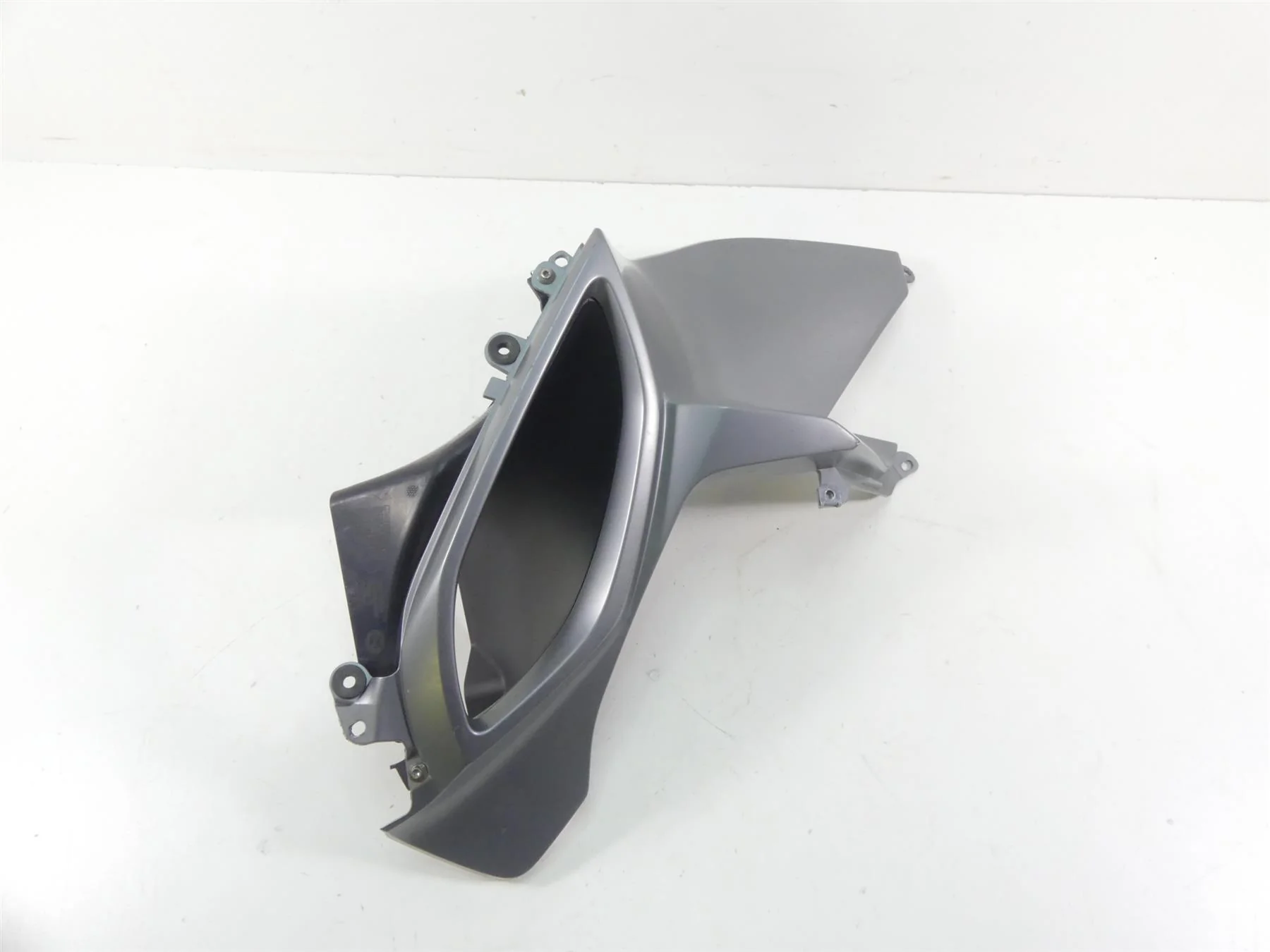 2015 BMW R1200RT K52 Left Side Between Leg Knee Fairing Cover 46638533581