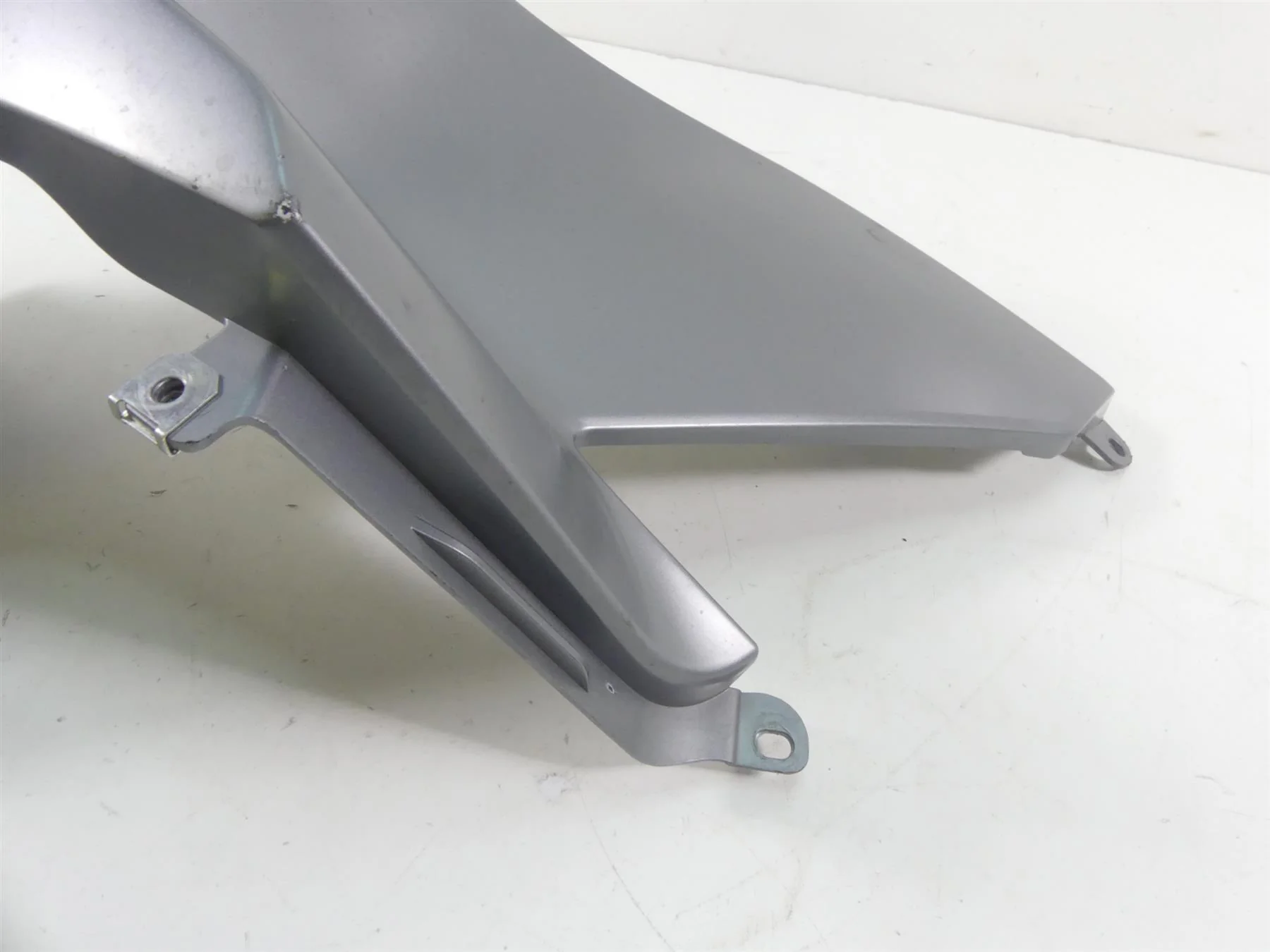 2015 BMW R1200RT K52 Left Side Between Leg Knee Fairing Cover 46638533581 - Image 7