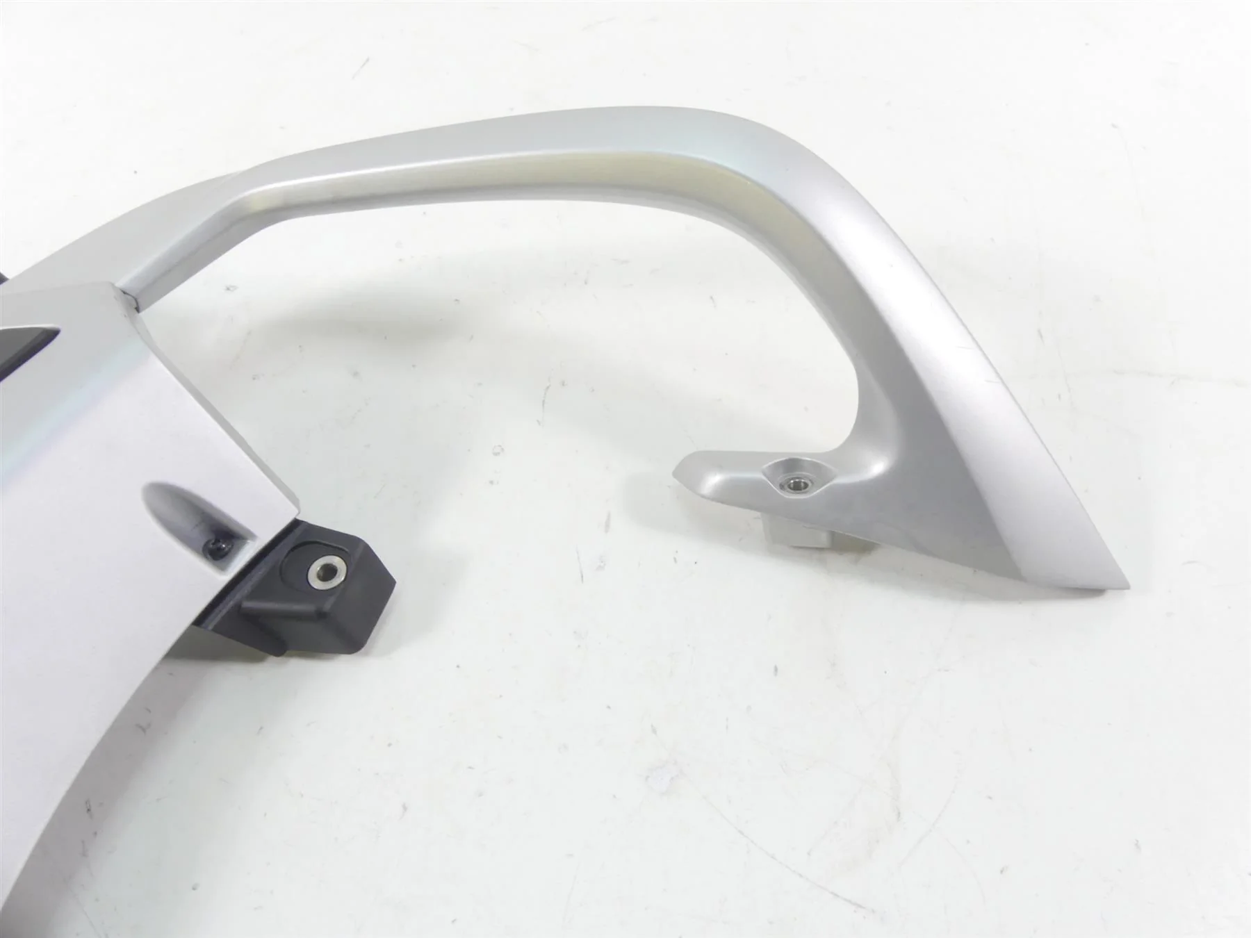 2015 BMW R1200RT K52 Rear Luggage Rack Carrier + Rear Grabs Set 46548520650 - Image 8