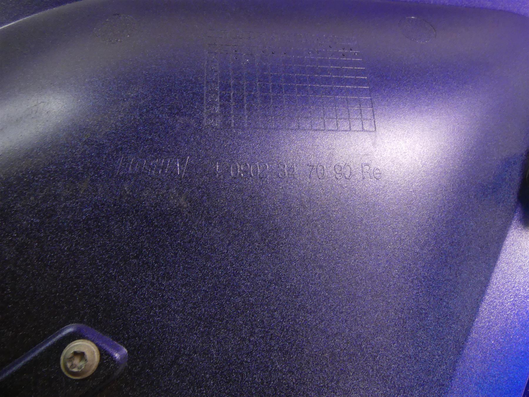 2015 BMW R1200RT K52 Right Side Blue Tank Cover Fairing 40902347090 - Image 8