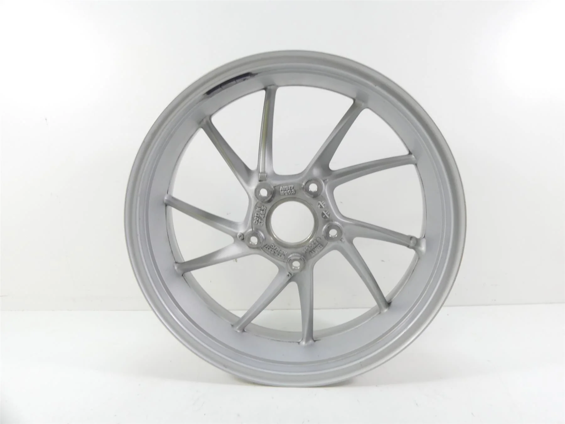 2015 BMW R1200RT K52 Straight Rear Cast Wheel Rim 17x5.5 36317727235 8530614 - Image 4