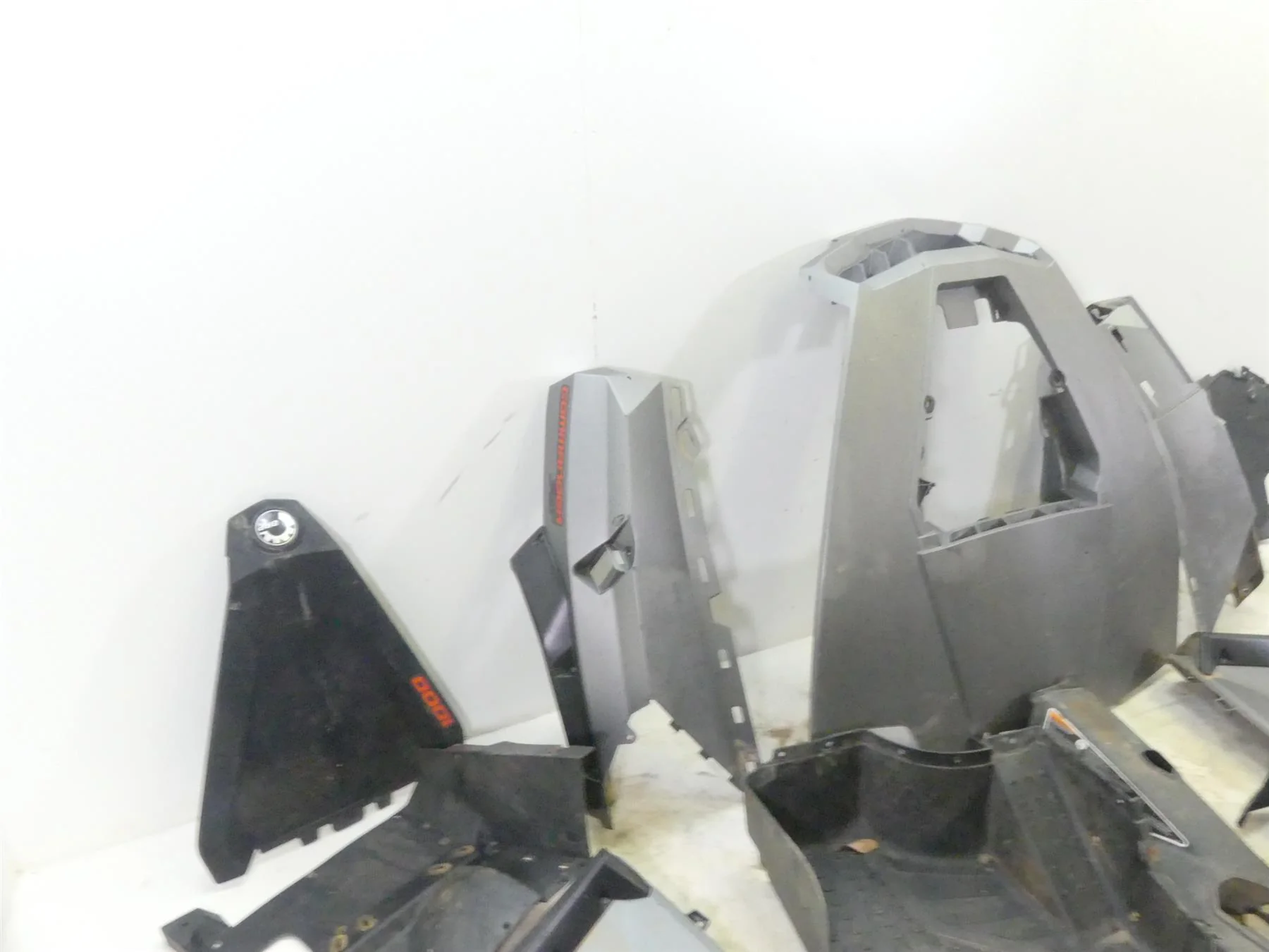 2015 Can-Am Commander 1000XT Fender Hood Fairings Plastic Cover Interiour Set - Image 4