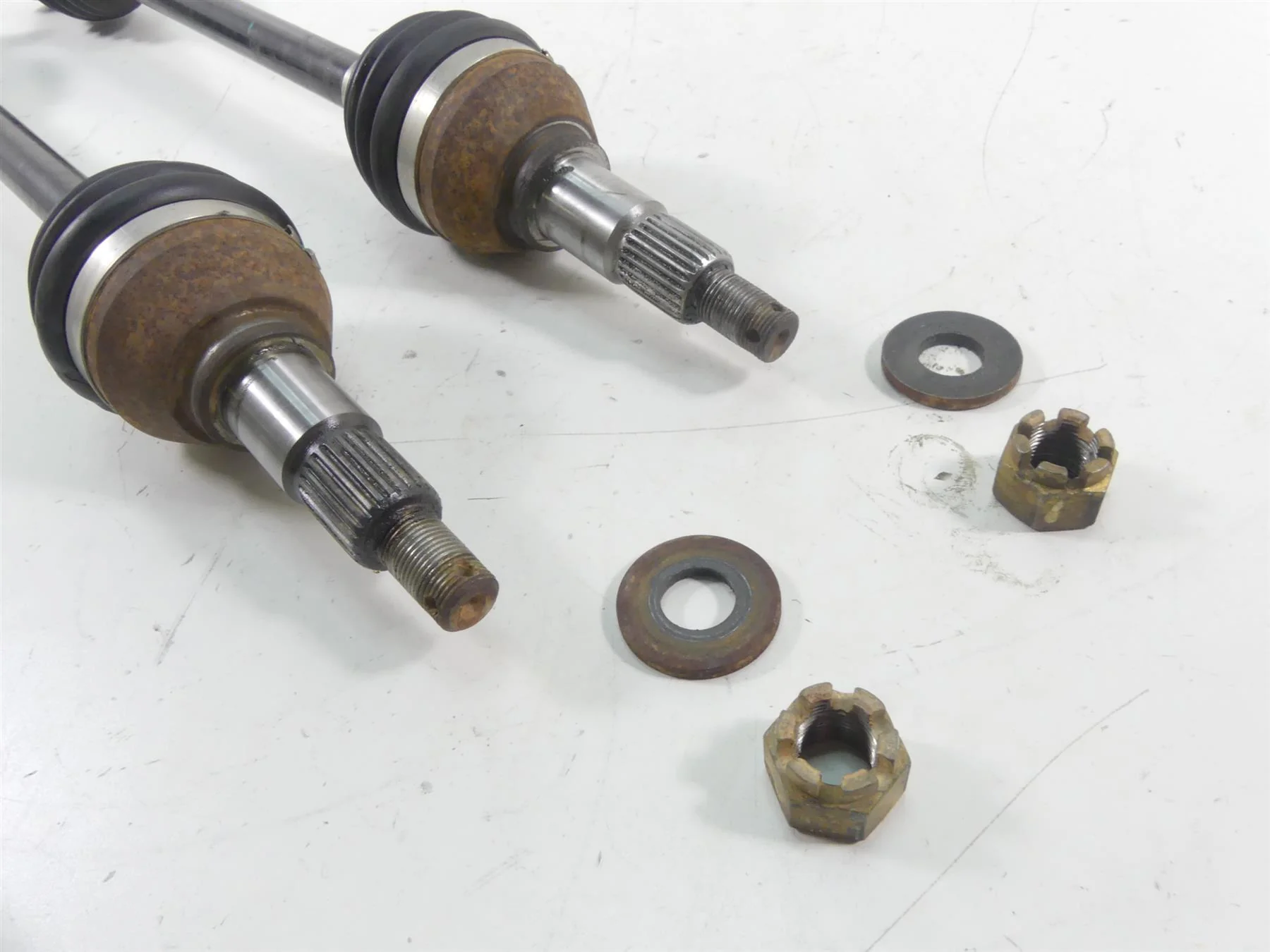 2015 Can-Am Commander 1000XT Front Cv Drive Shaft Axle Set 705401872 705401871 - Image 7