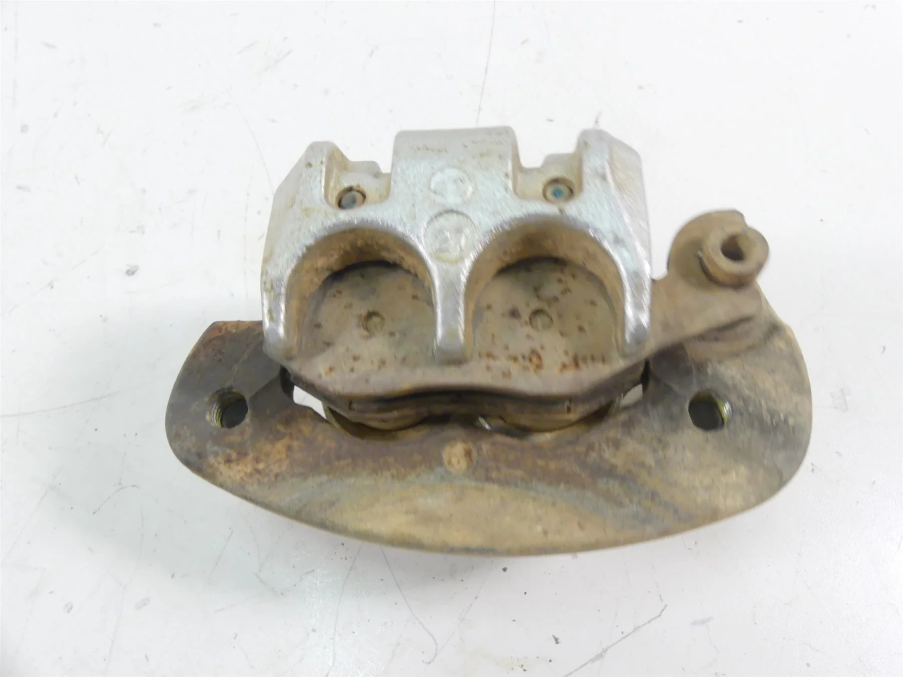 2015 Can-Am Commander 1000XT Rear Brake Caliper 705600872 - Image 4