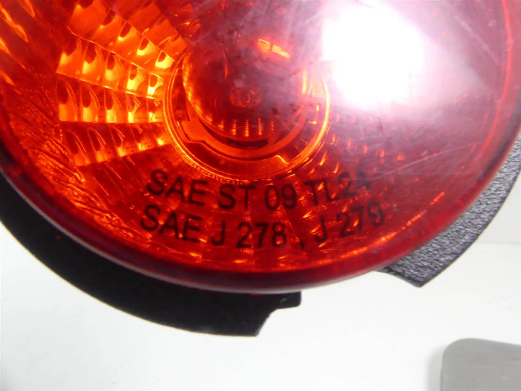 2015 Can-Am Commander 1000XT Right Tail Light Lamp Taillight 710001645 - Image 2